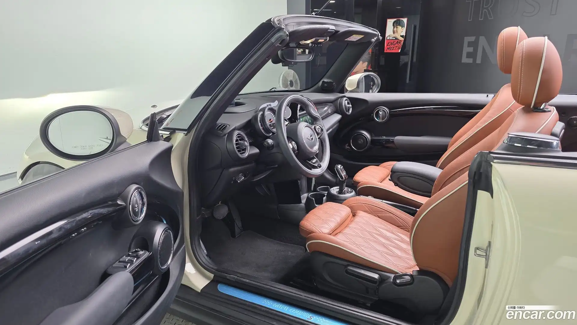 Cooper Convertible Mini 2020.7-INNER-010