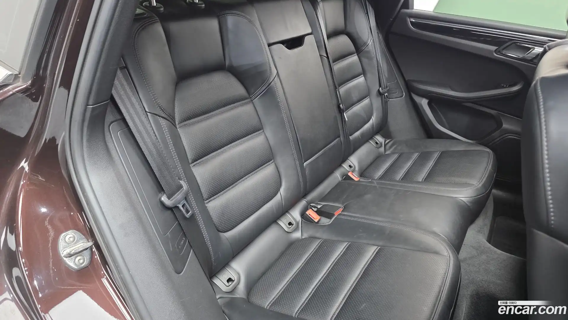 Macan Porsche 2014.10-OPTION-015