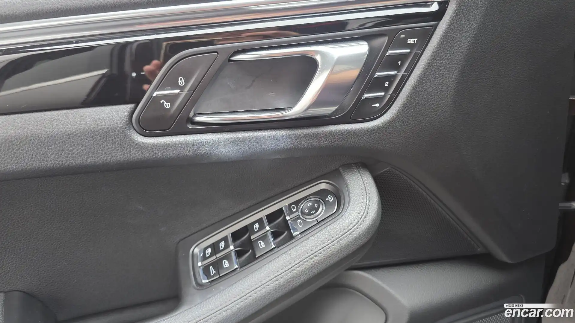 Macan Porsche 2014.10-OPTION-020