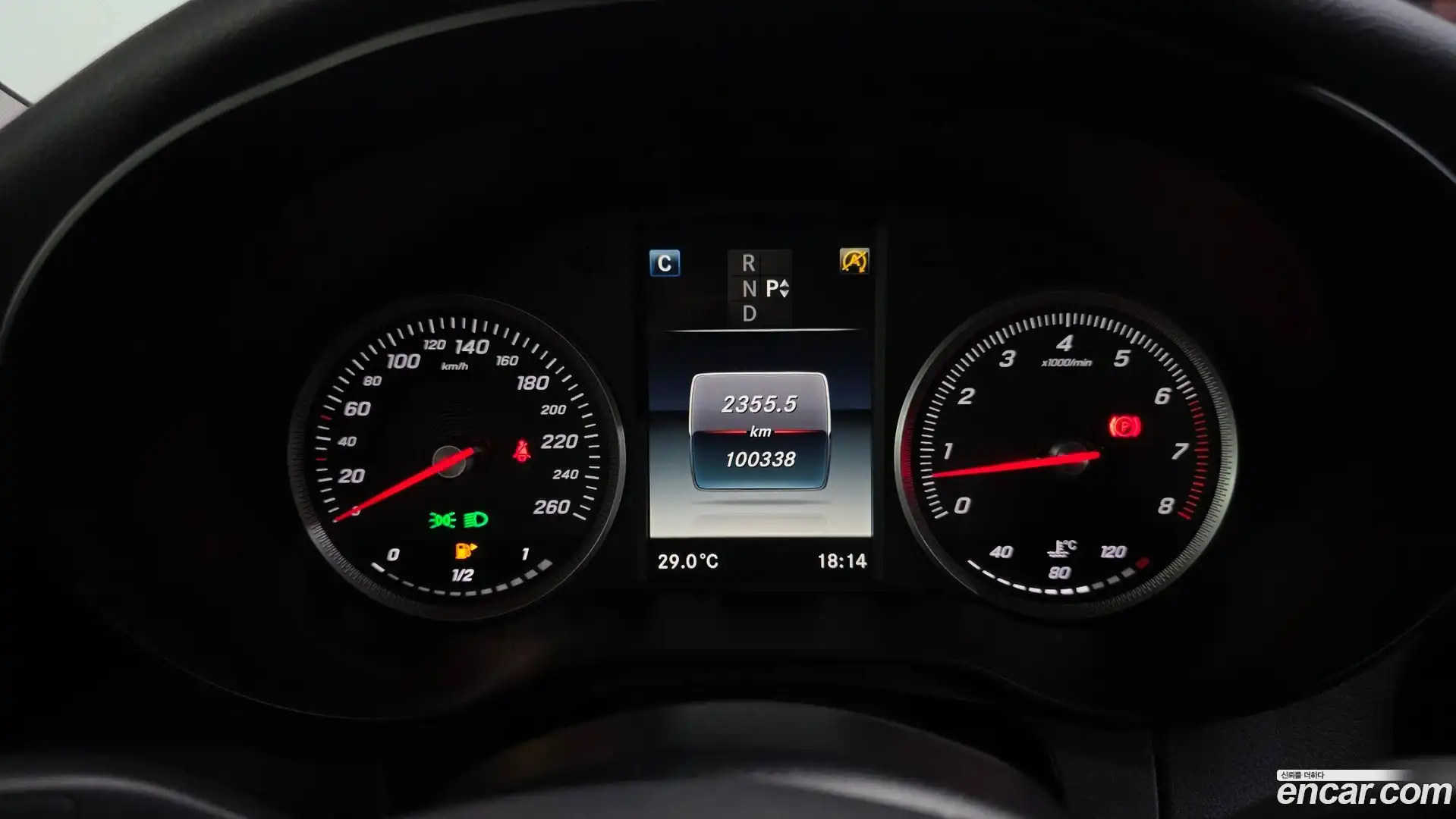 C-Class Mercedes-Benz 2015.8-INNER-008