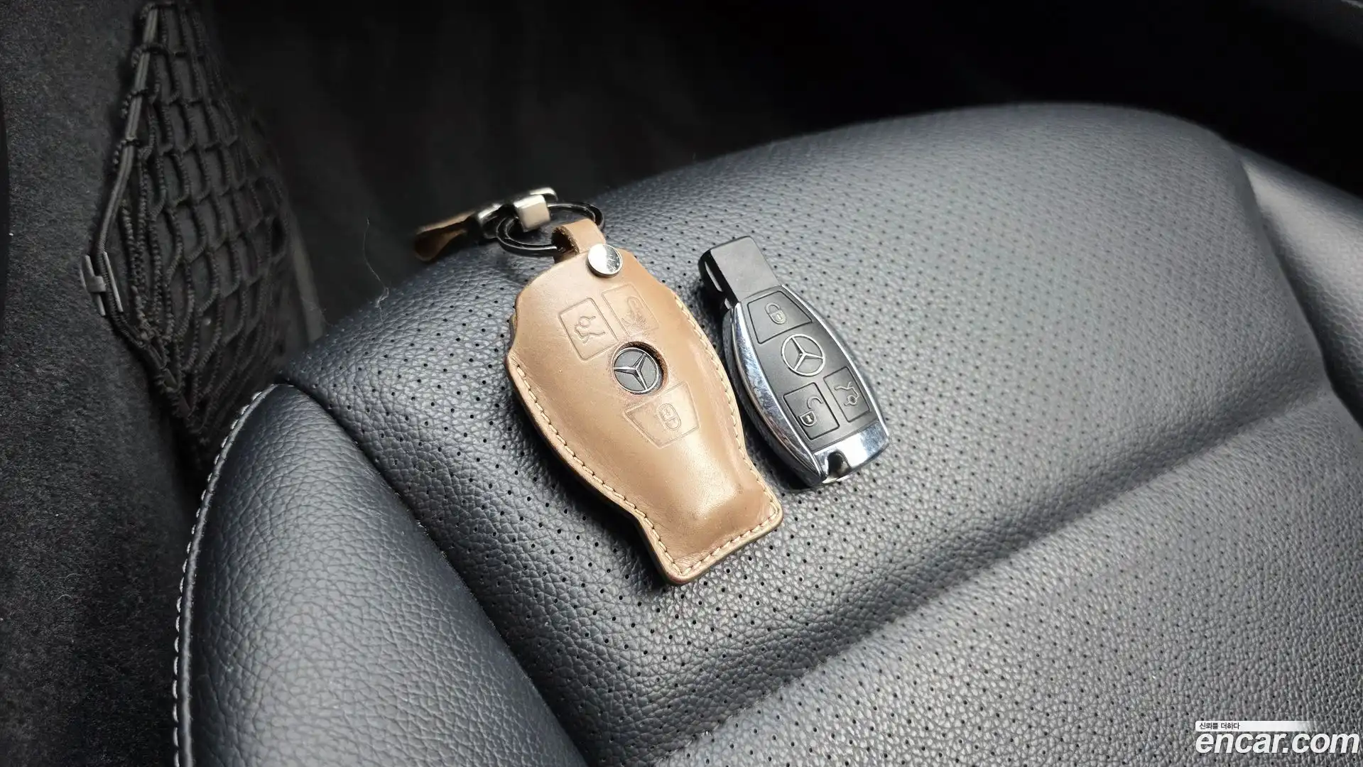 C-Class Mercedes-Benz 2015.8-OPTION-023
