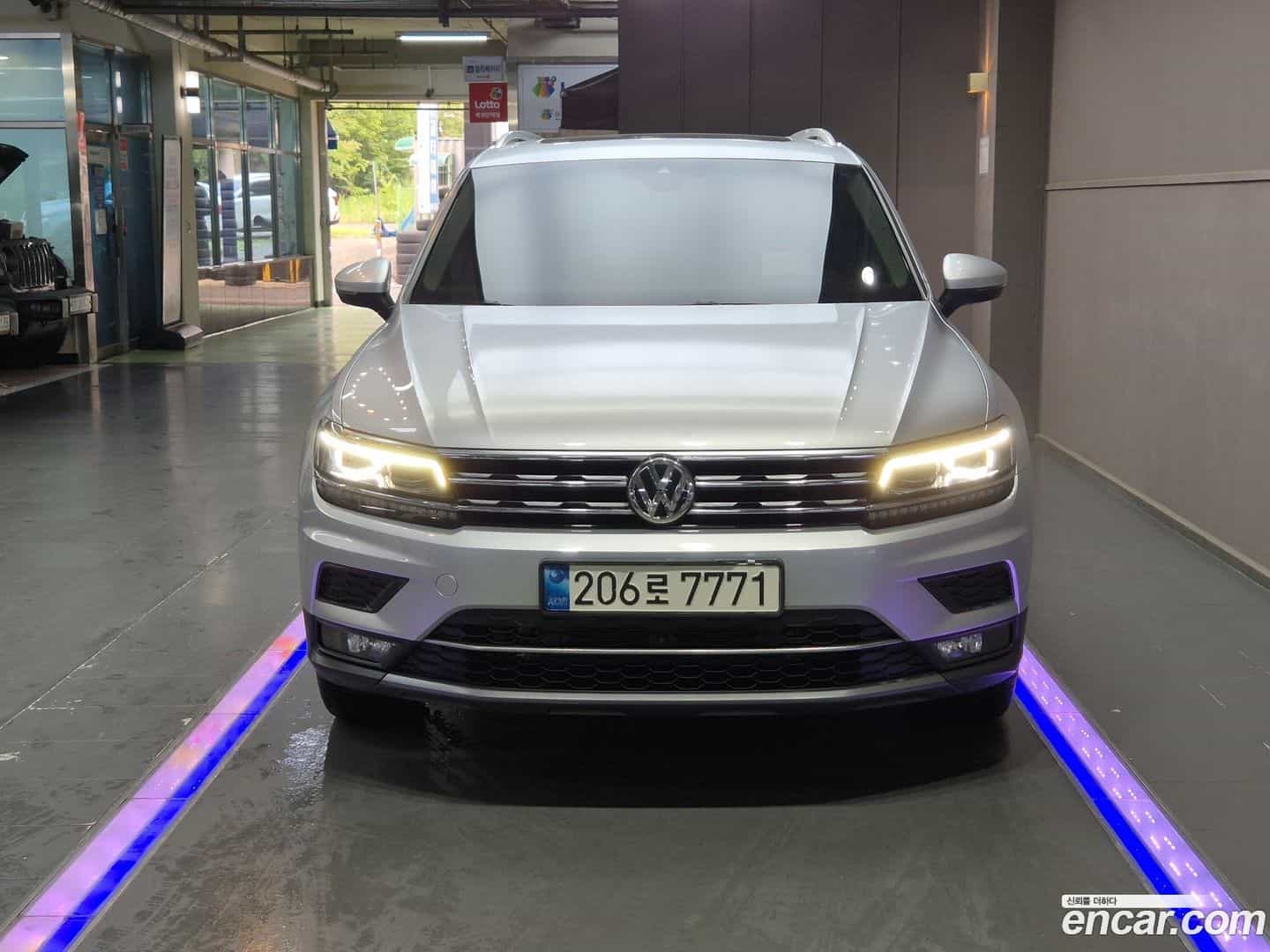 Tiguan Volkswagen 2018.6-OUTER-001