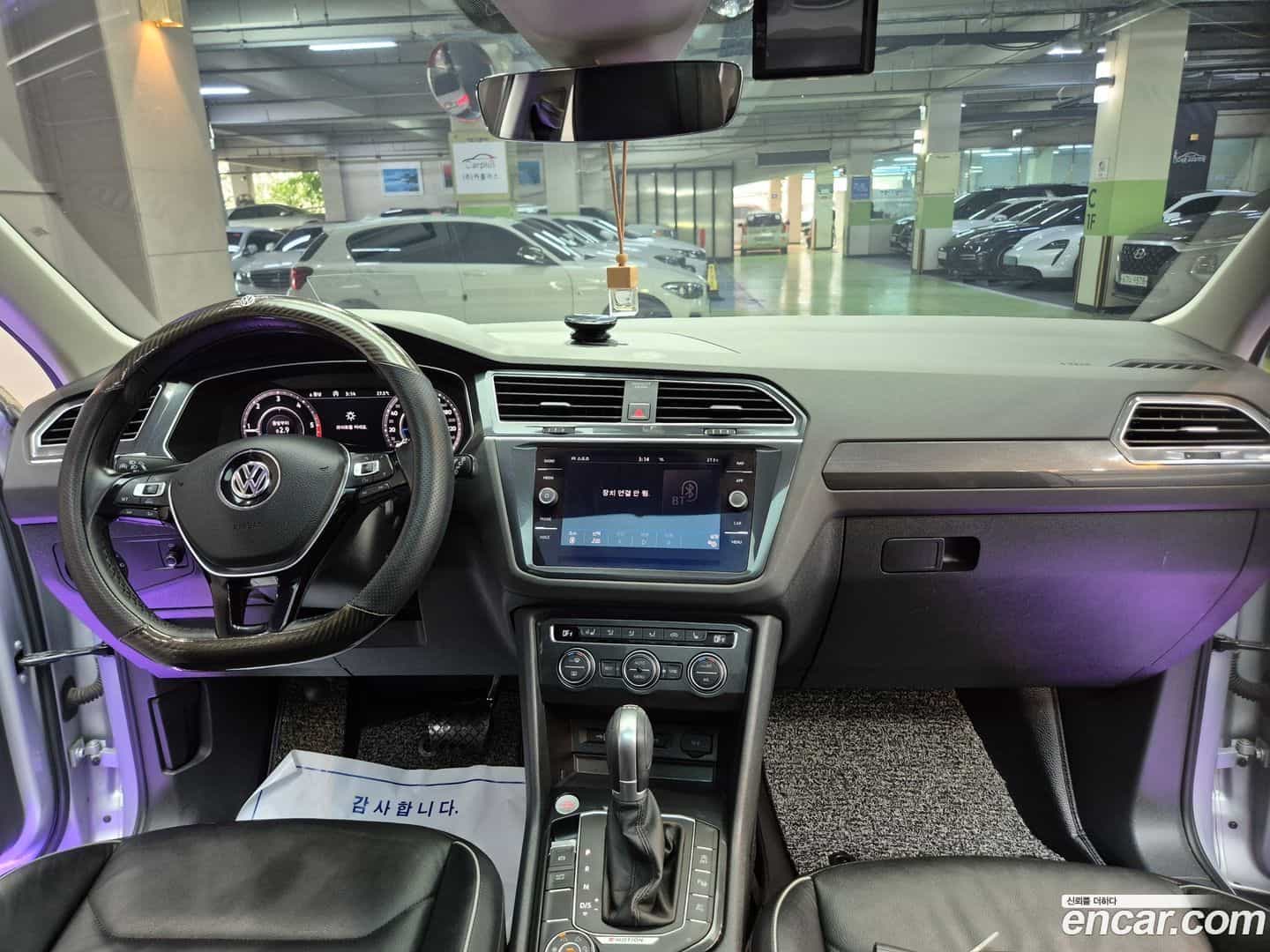 Tiguan Volkswagen 2018.6-OPTION-015