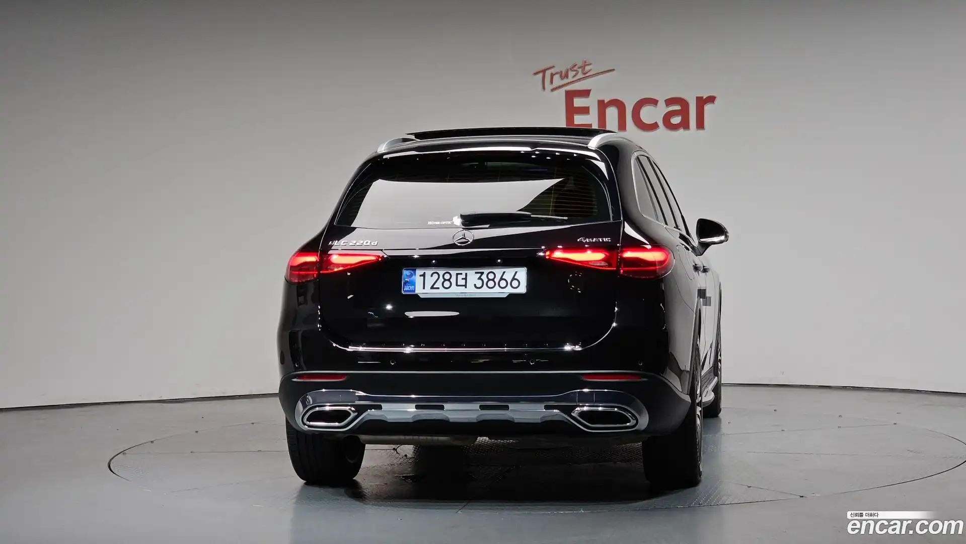 GLC-Class Mercedes-Benz 2023.6-OUTER-004