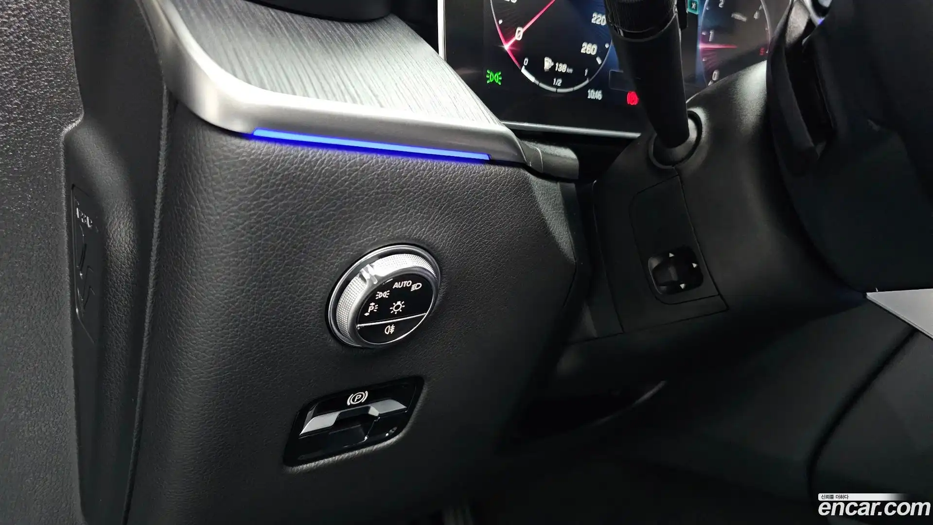 GLC-Class Mercedes-Benz 2023.6-OPTION-047