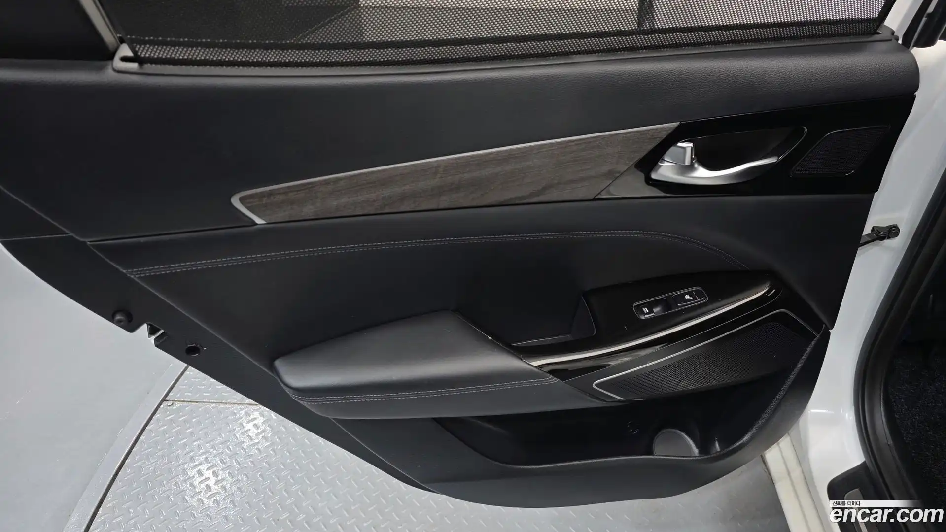 K7 Kia 2020.1-INNER-035
