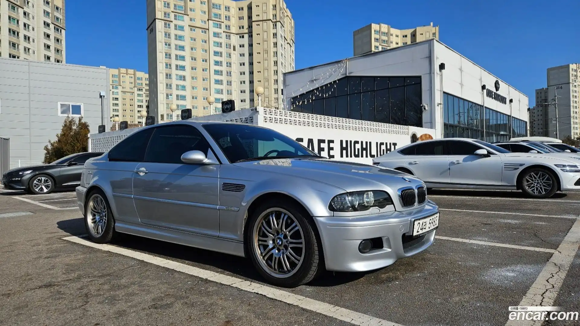 M3 BMW 2002.11-OUTER-003