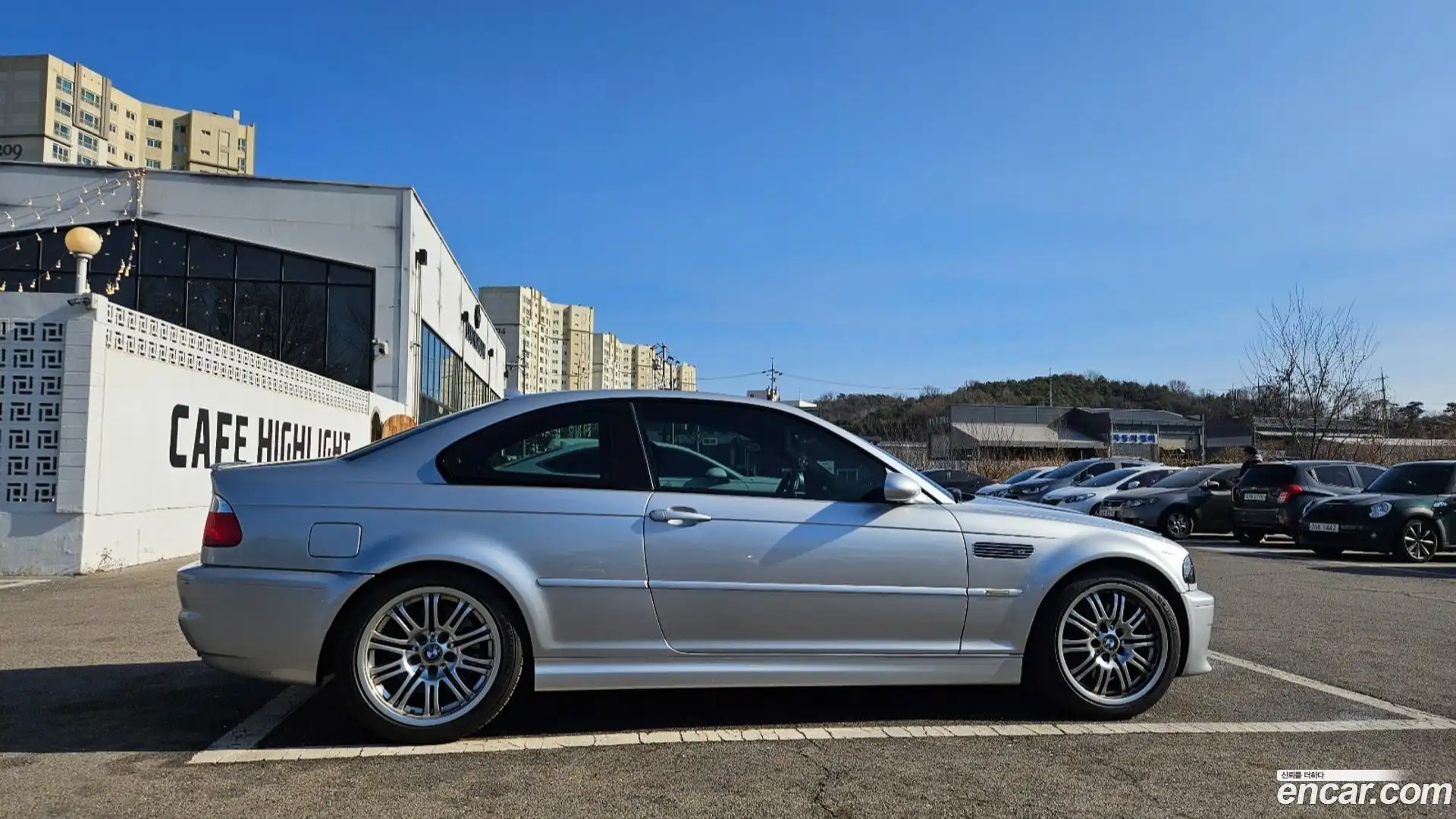 M3 BMW 2002.11-OUTER-004