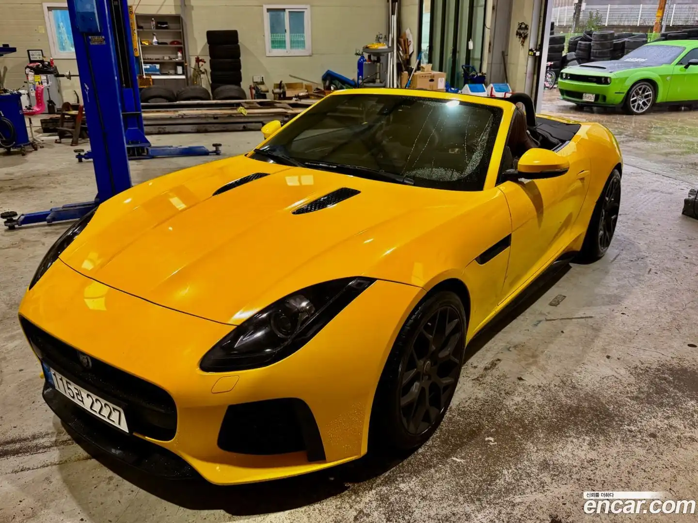 F-TYPE Jaguar 2013.11-OUTER-005