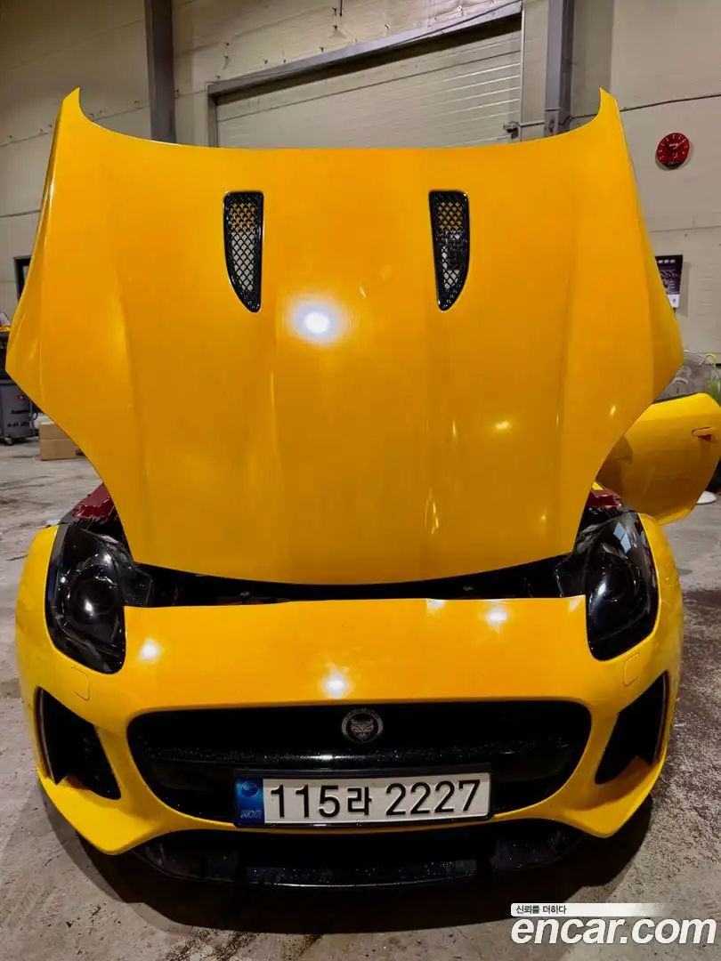 F-TYPE Jaguar 2013.11-OUTER-006