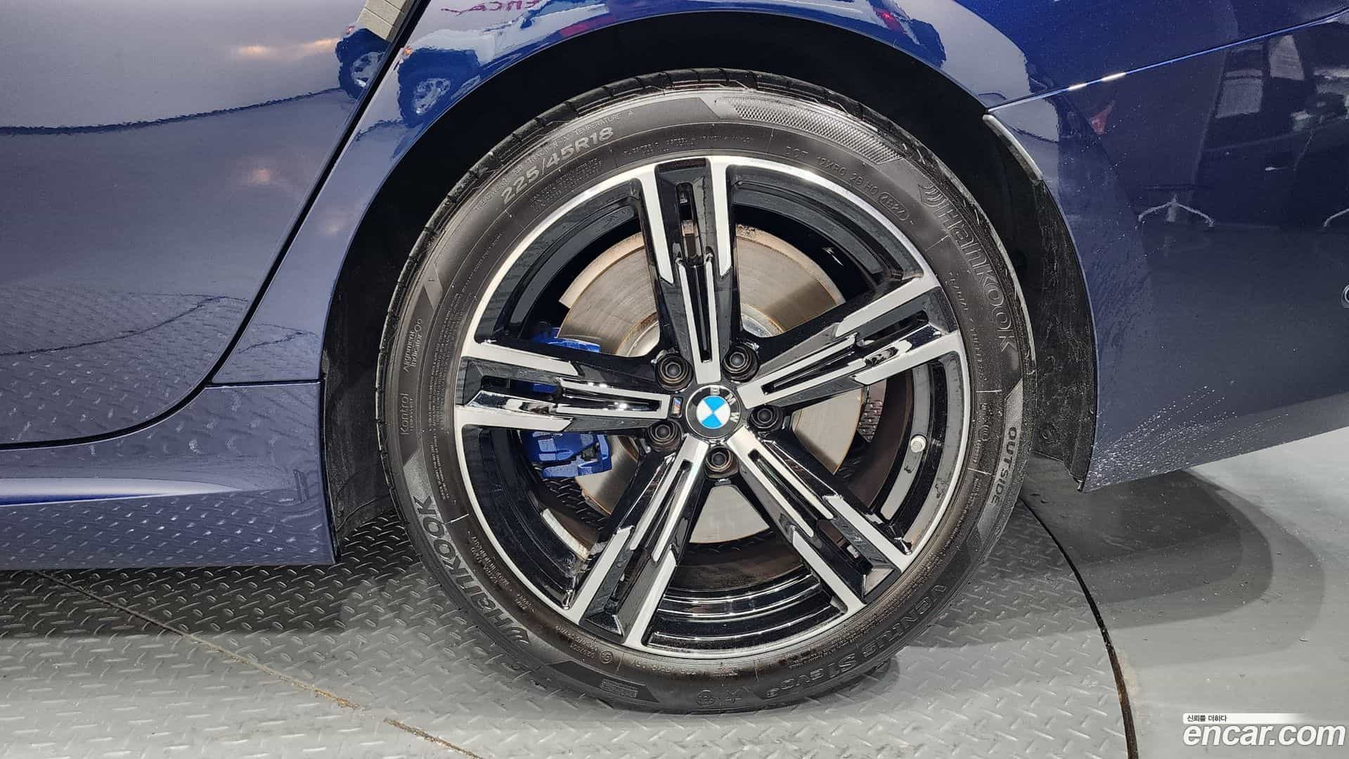 3-Series BMW 2025.4-OUTER-031
