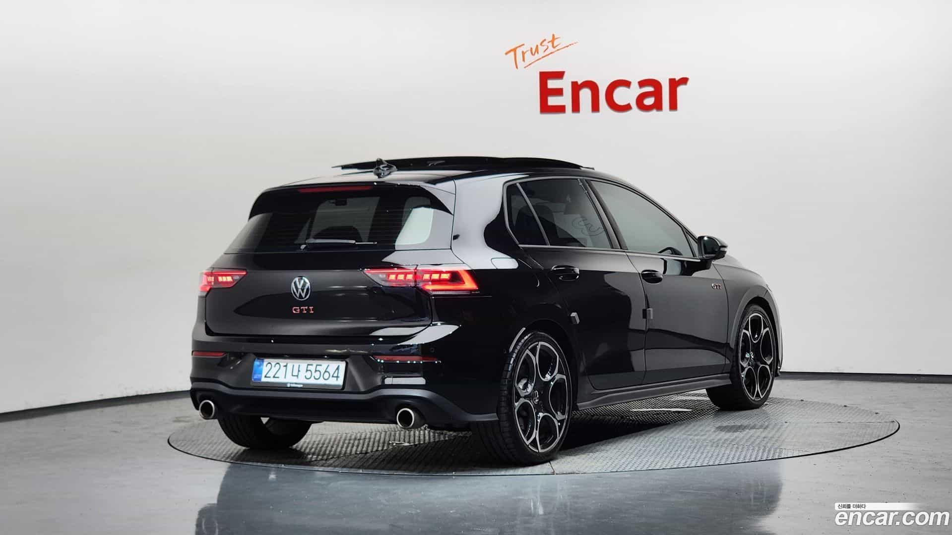 Golf Volkswagen 2025.5-OUTER-002