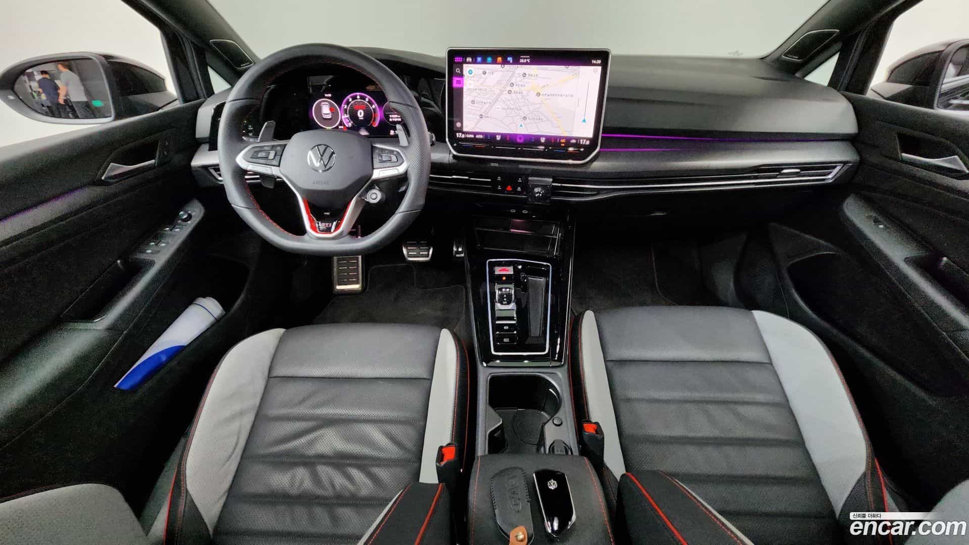 Golf Volkswagen 2025.5-INNER-007
