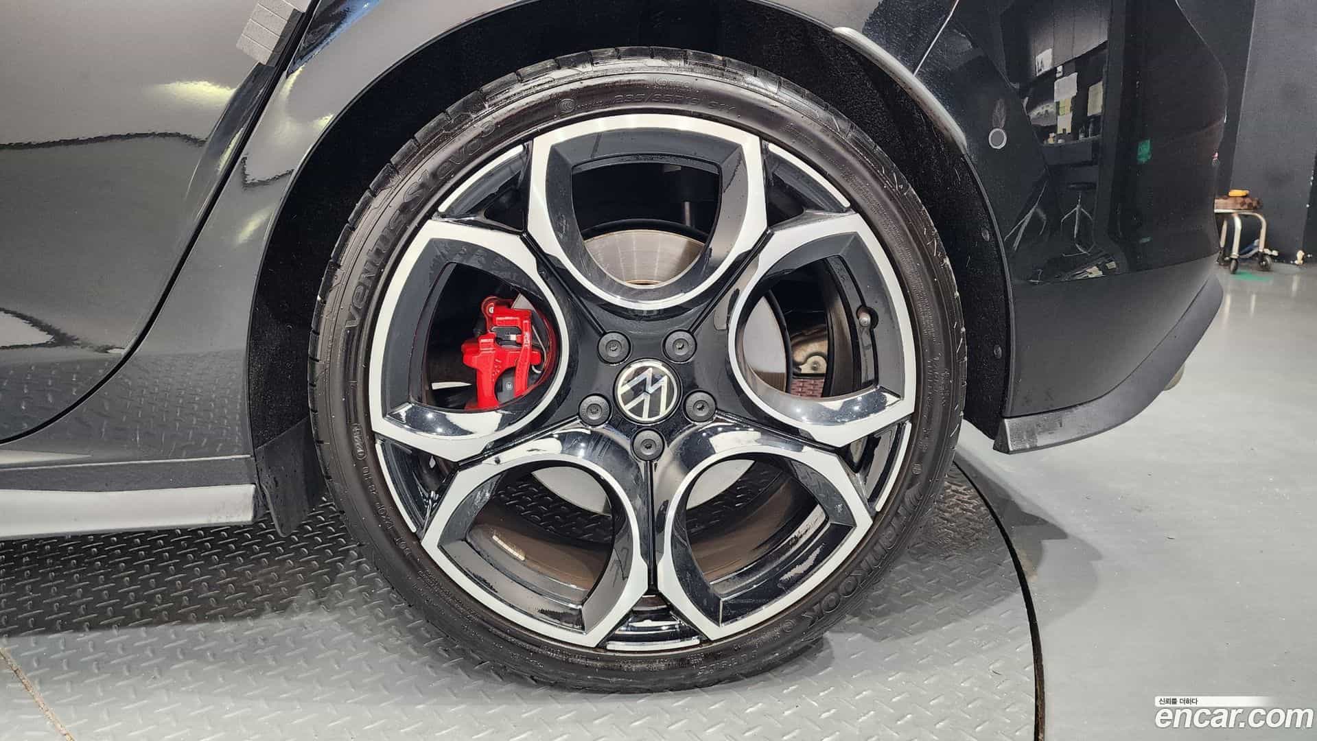 Golf Volkswagen 2025.5-OUTER-031