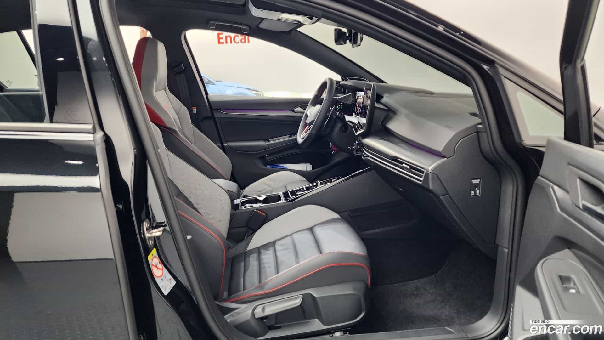 Golf Volkswagen 2025.5-INNER-036