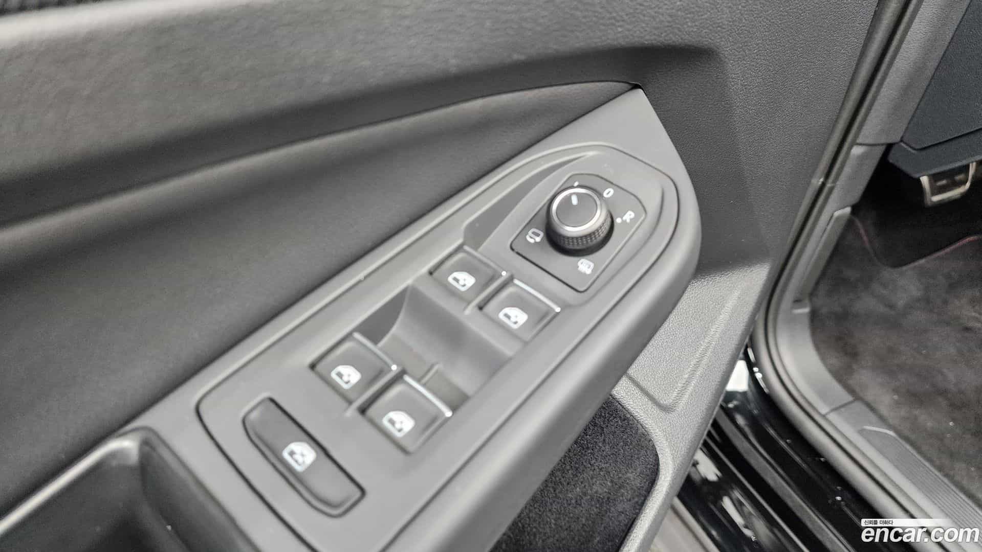 Golf Volkswagen 2025.5-OPTION-046