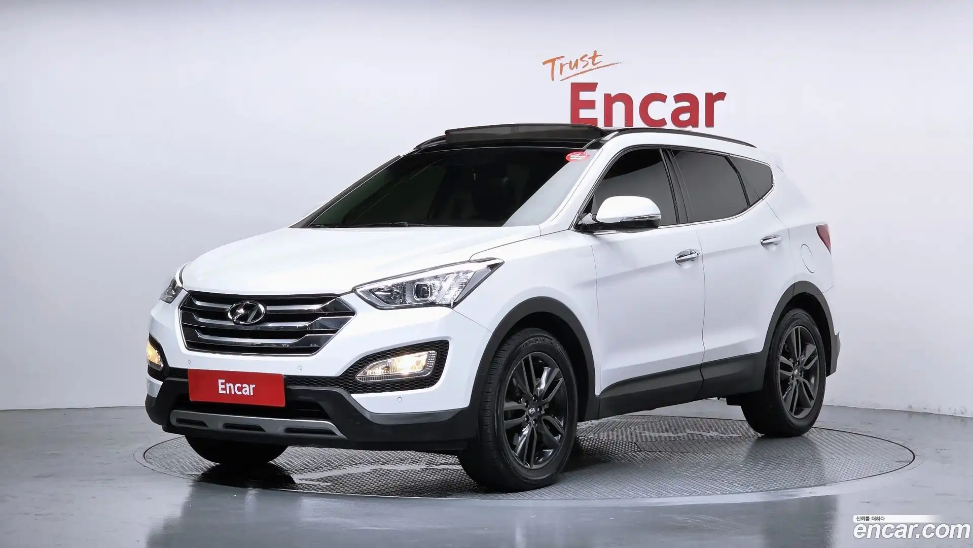 Santafe Hyundai 2014.10-OUTER-001