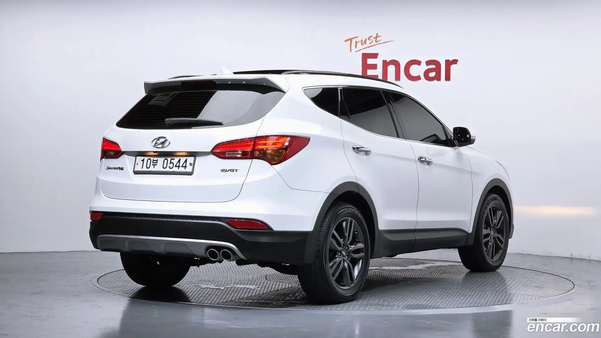 Santafe Hyundai 2014.10-OUTER-002