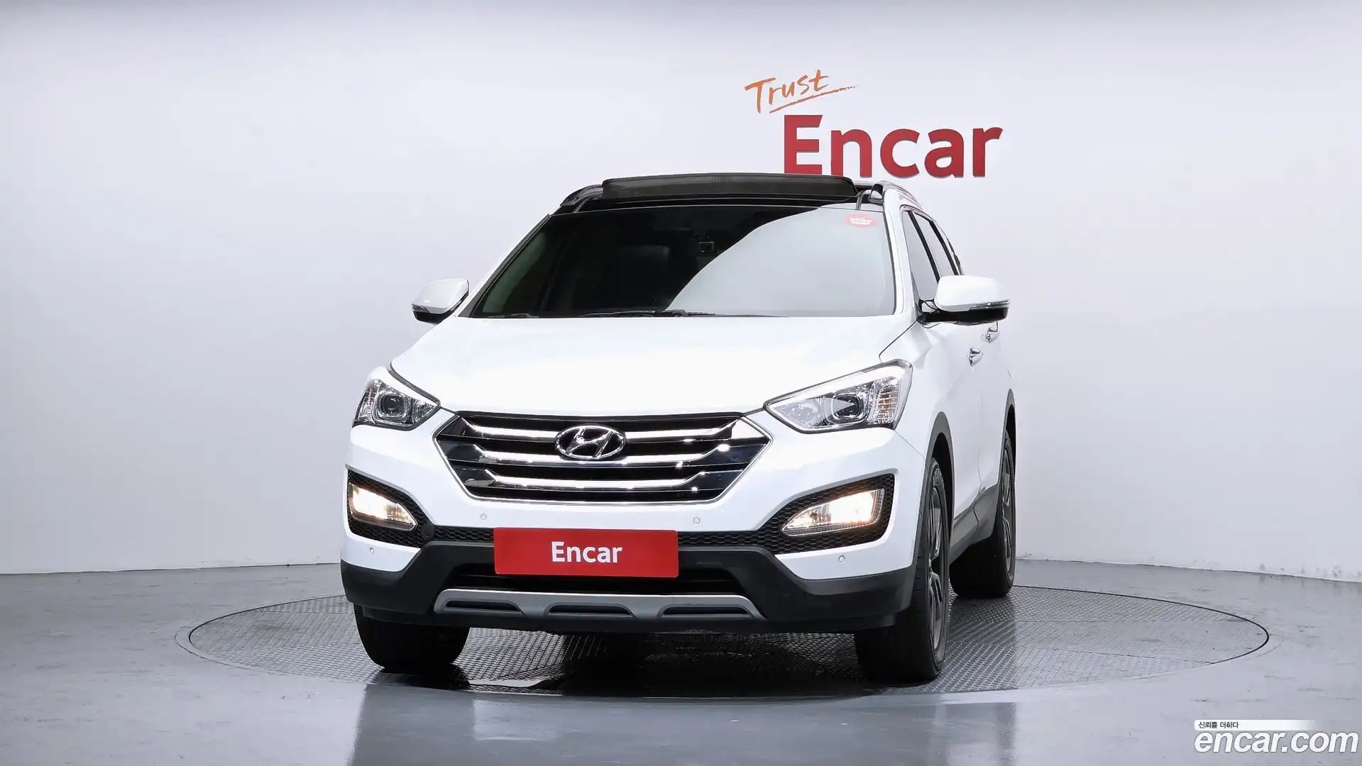 Santafe Hyundai 2014.10-OUTER-003