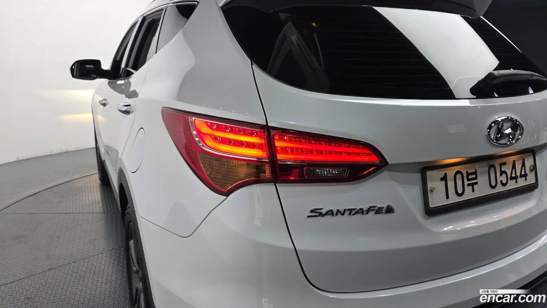 Santafe Hyundai 2014.10-OUTER-033