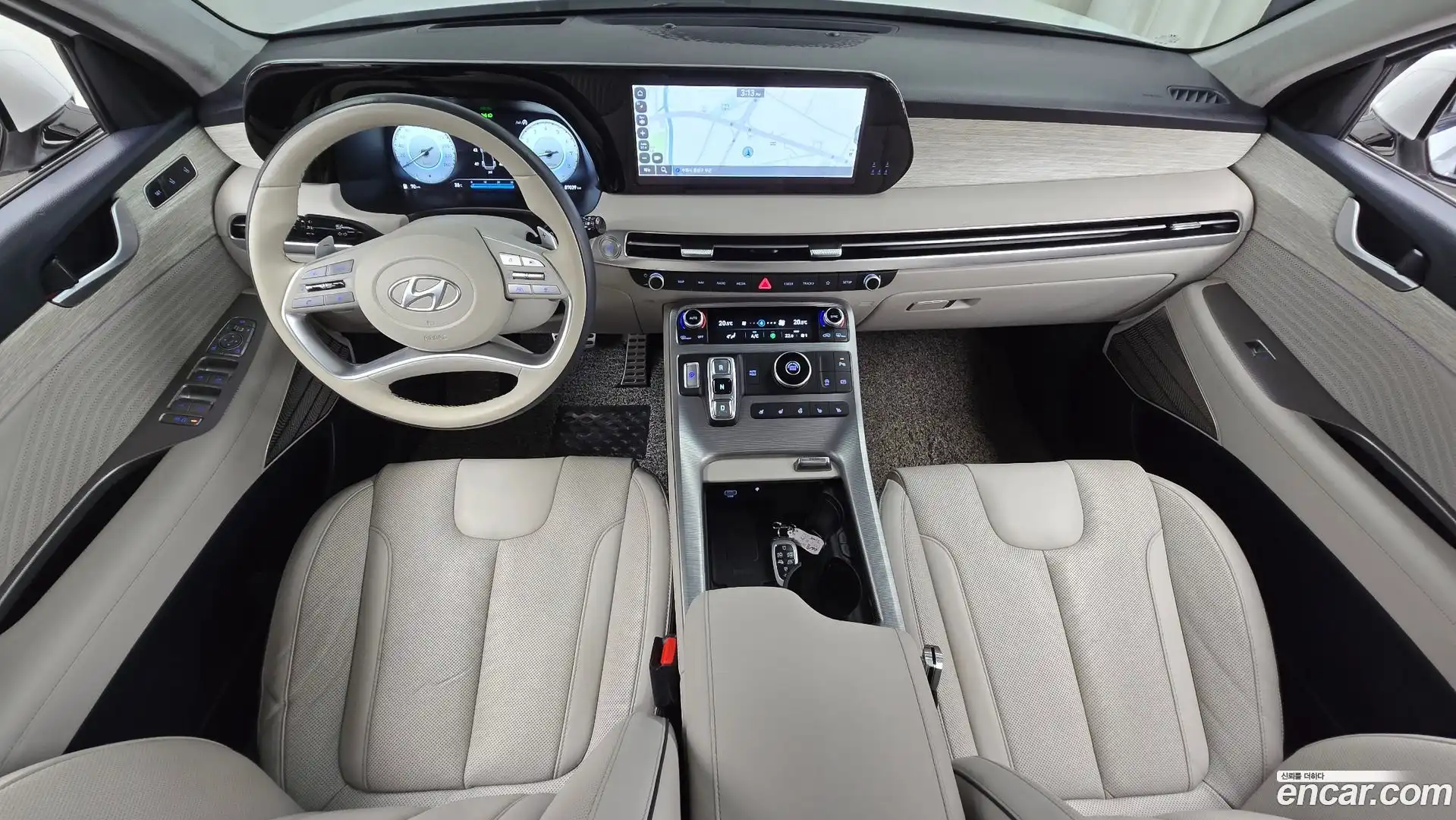 Palisade Hyundai 2023.2-INNER-007