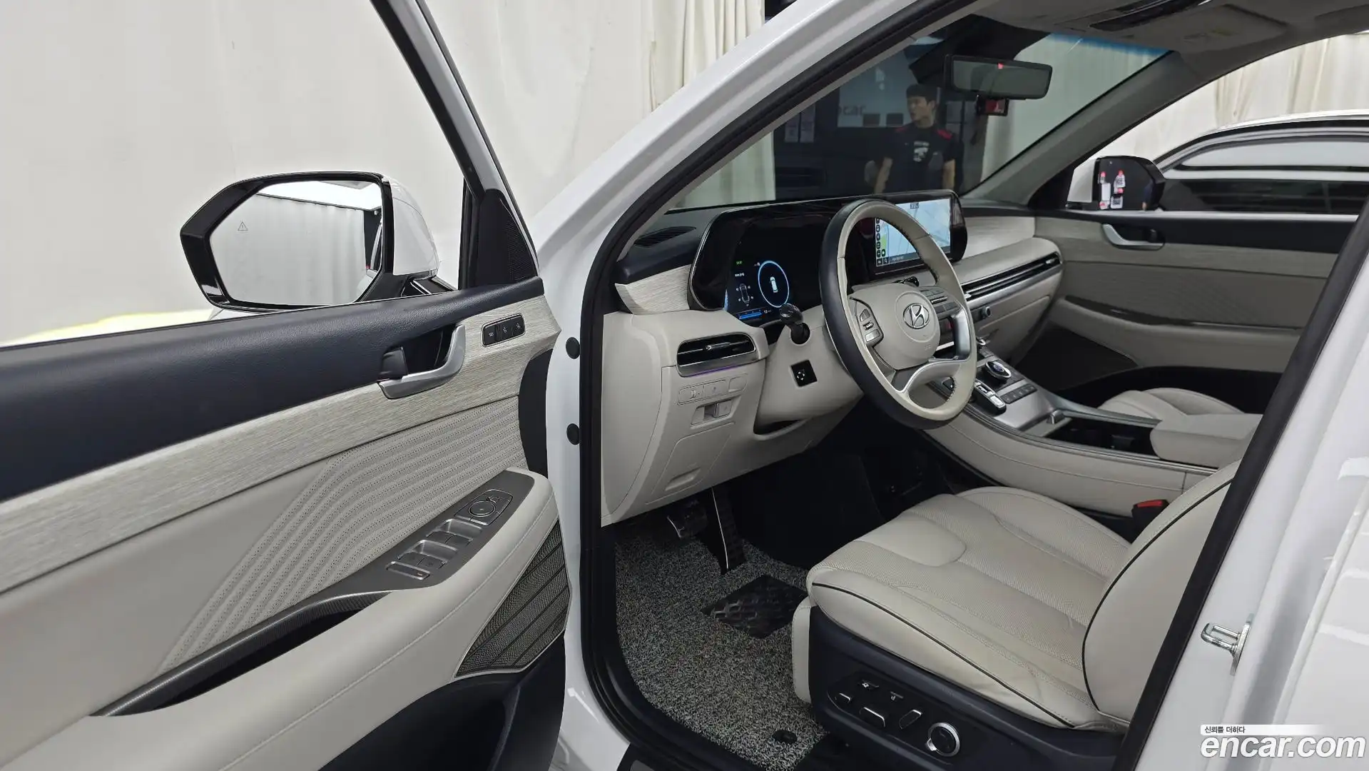 Palisade Hyundai 2023.2-INNER-010