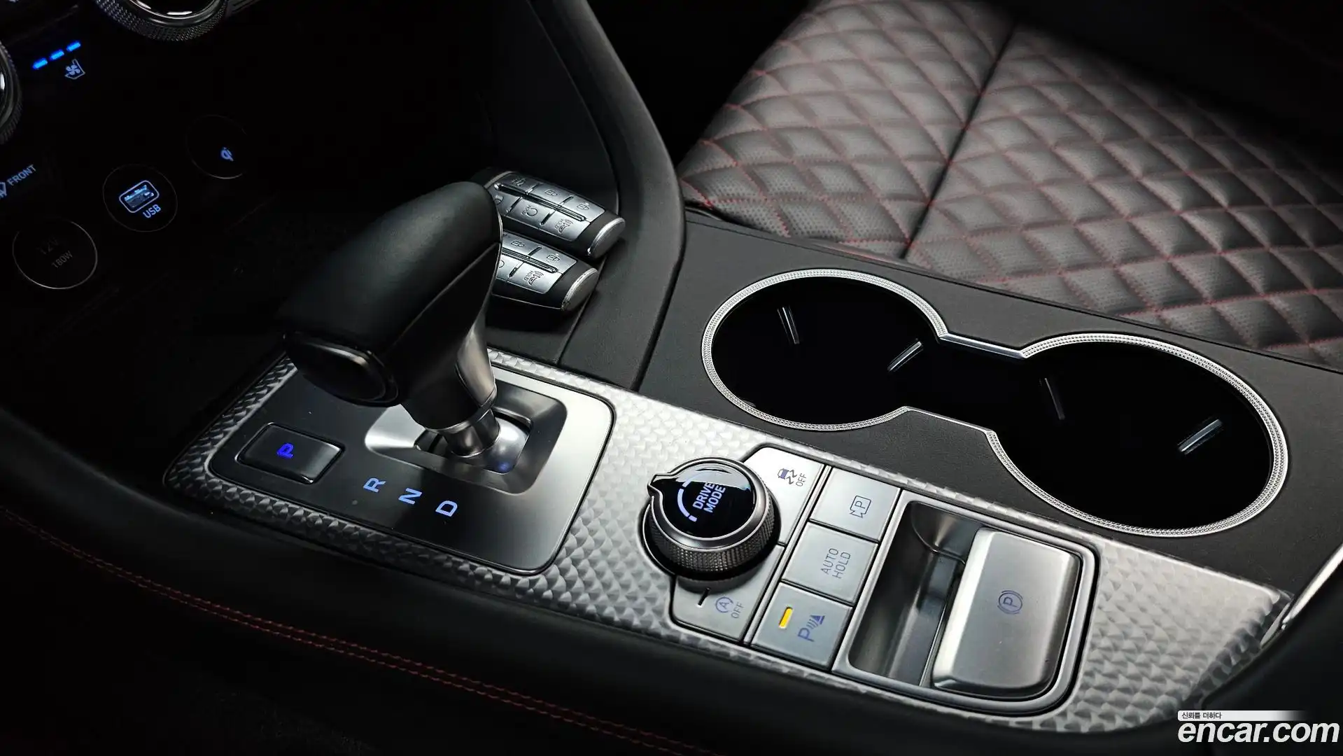 G70 Genesis 2022.10-INNER-009