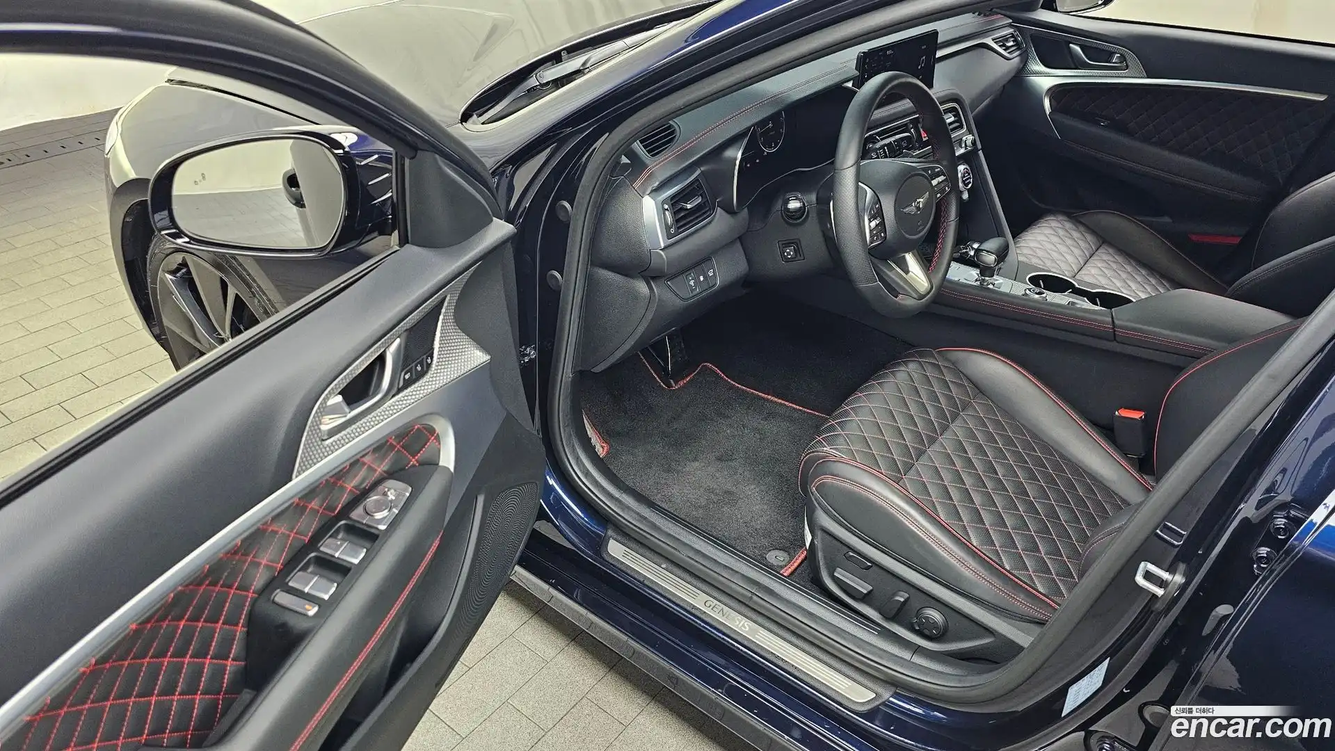 G70 Genesis 2022.10-INNER-010