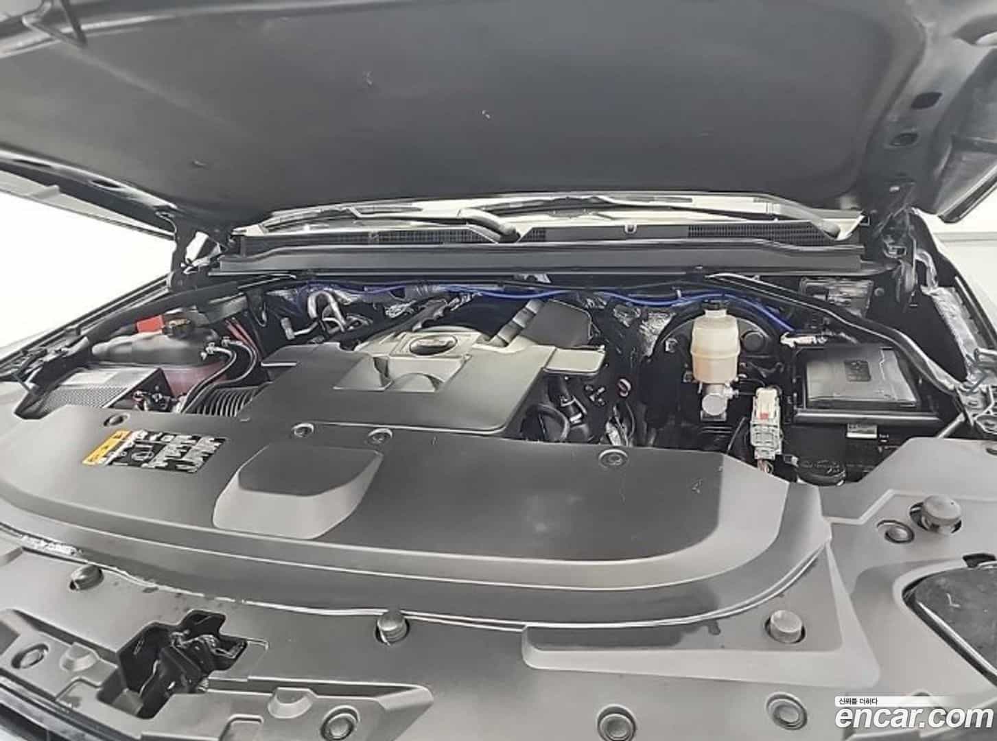 Escalade Cadillac 2018.7-OUTER-005