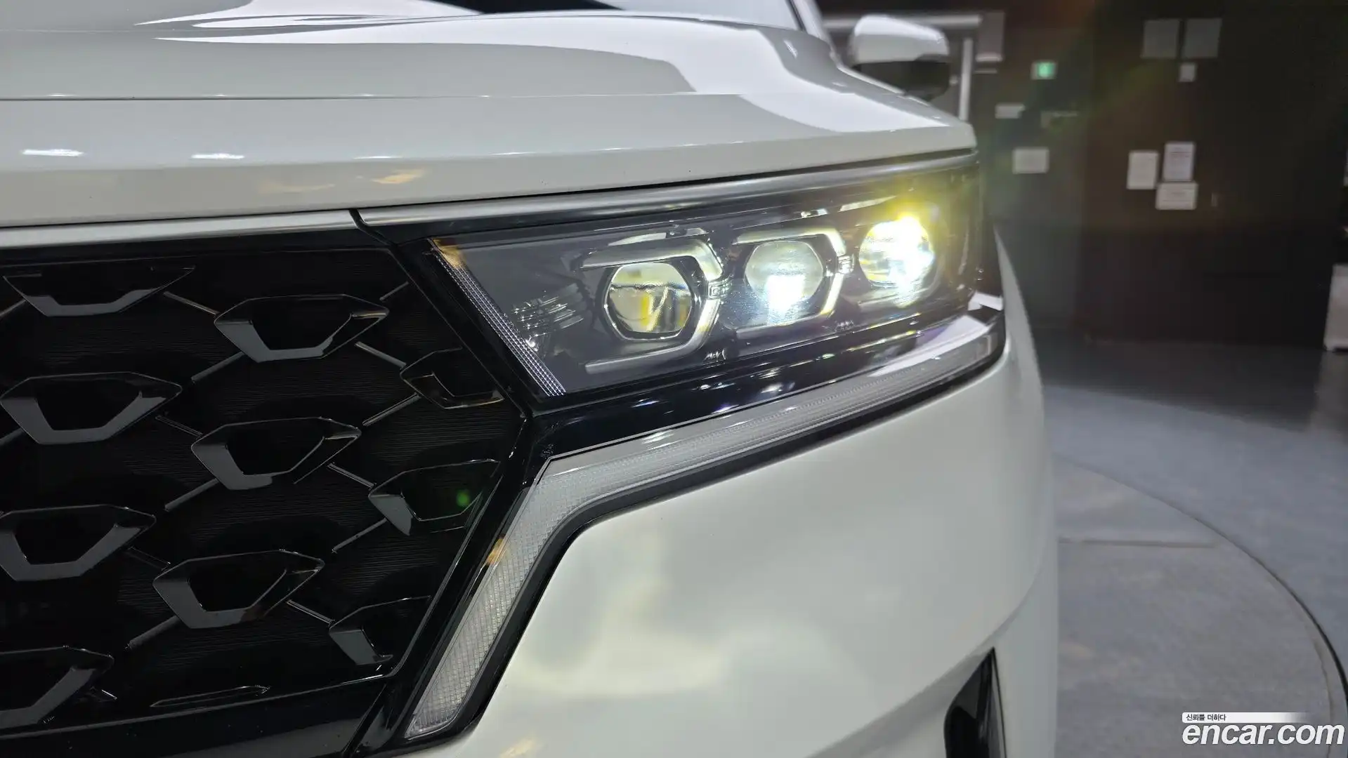 Sorento Kia 2022.3-OUTER-032