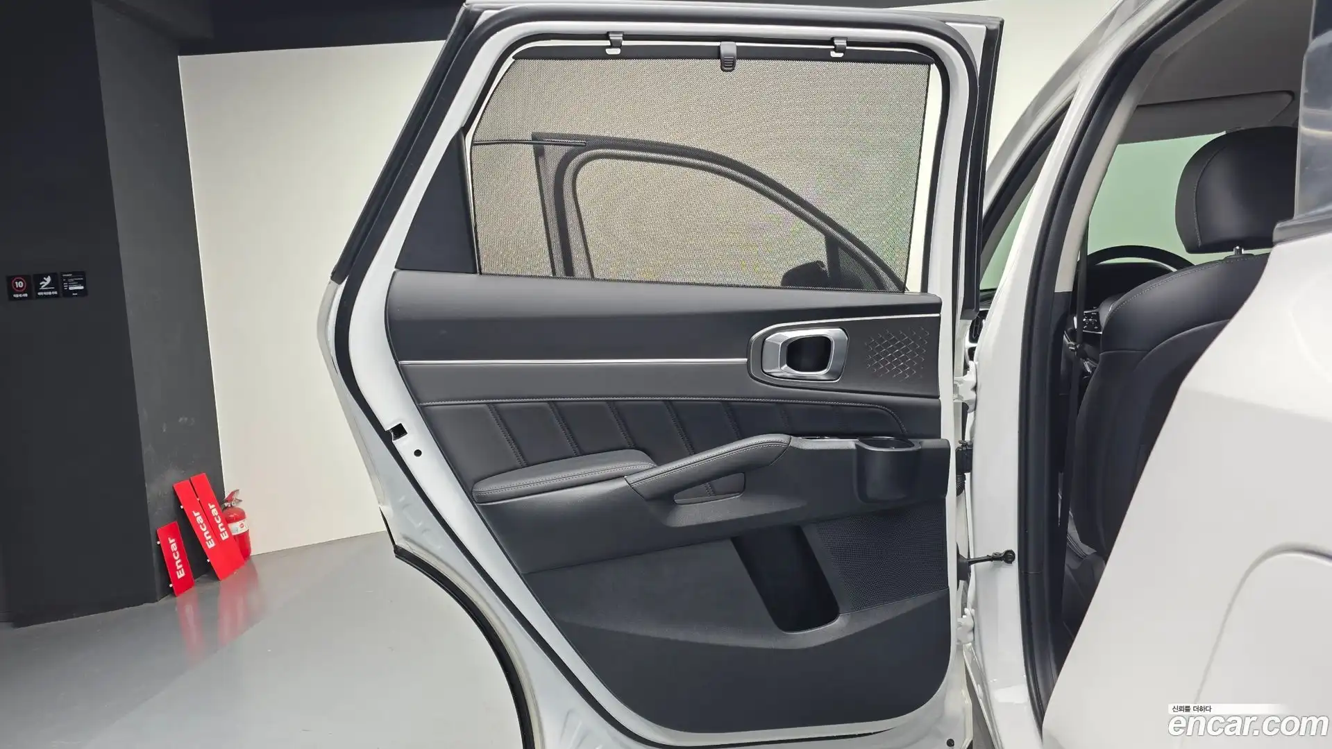 Sorento Kia 2022.3-INNER-035