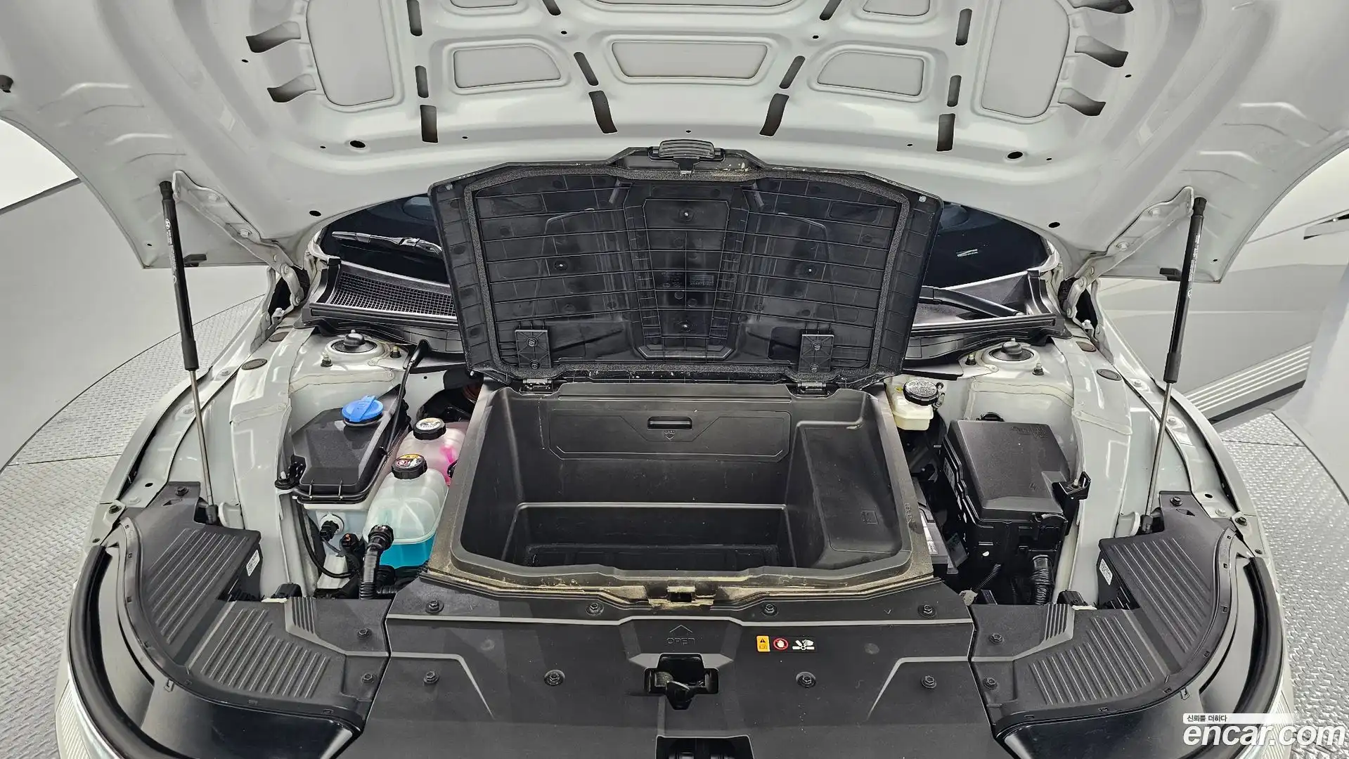 Ioniq5 Hyundai 2022.1-OUTER-006