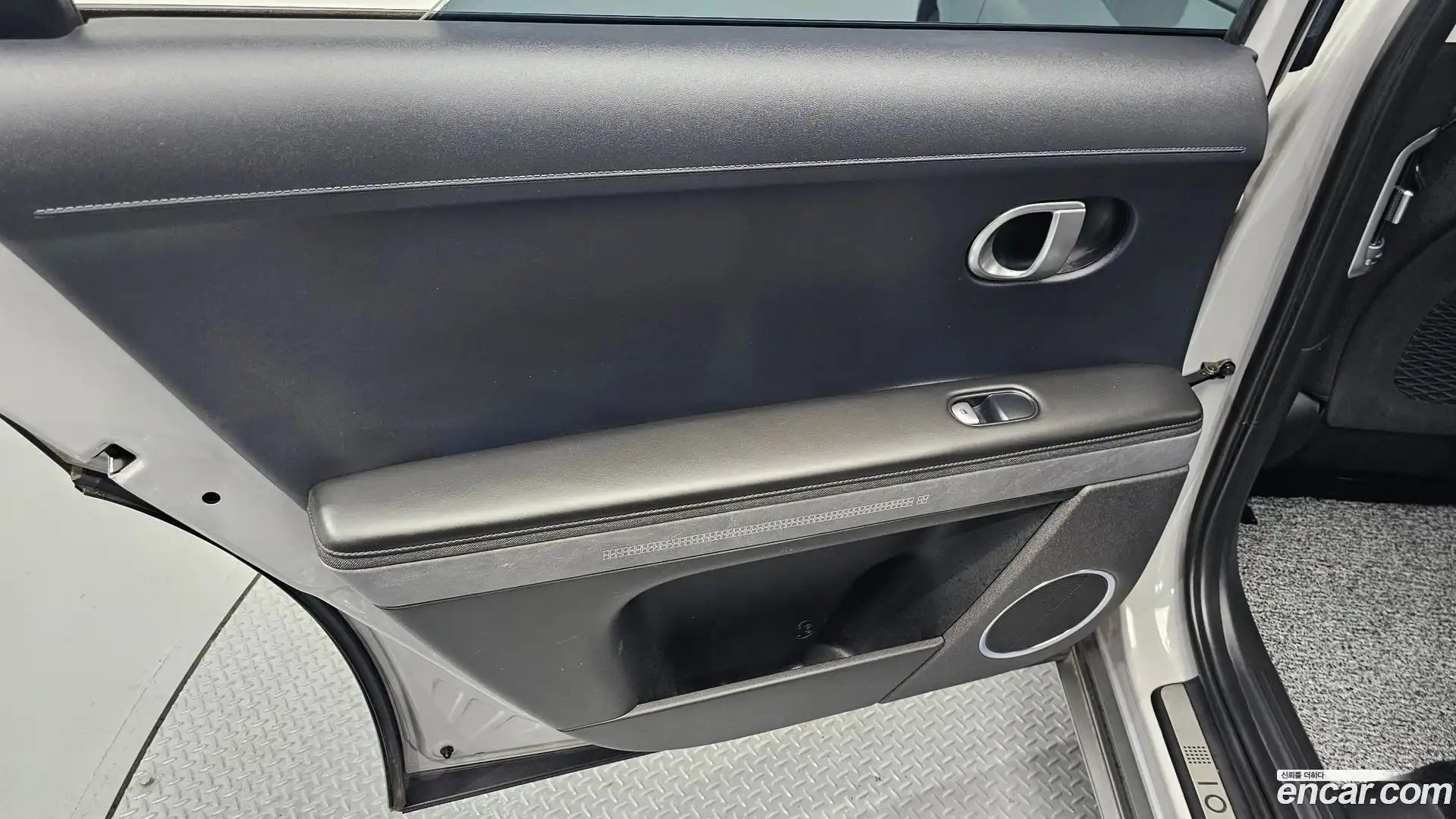 Ioniq5 Hyundai 2022.1-INNER-035