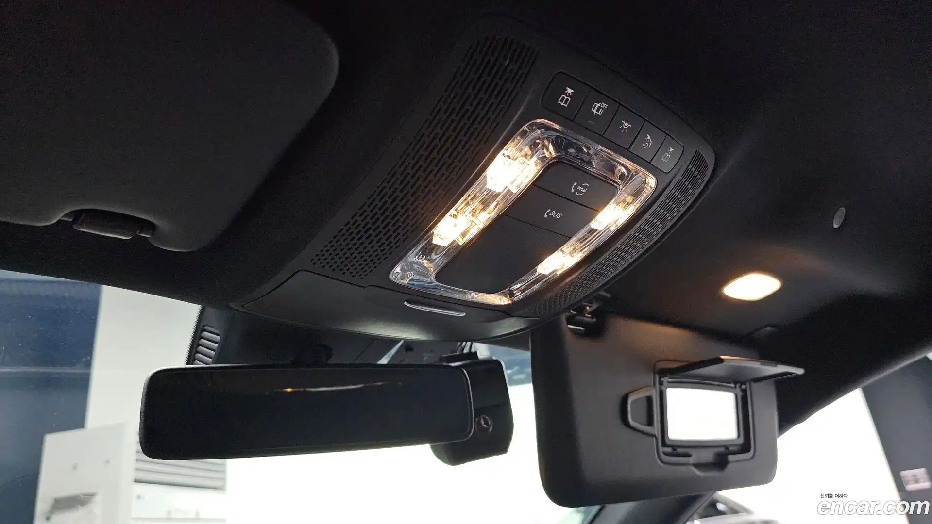 A-Class Mercedes-Benz 2020.8-OPTION-023