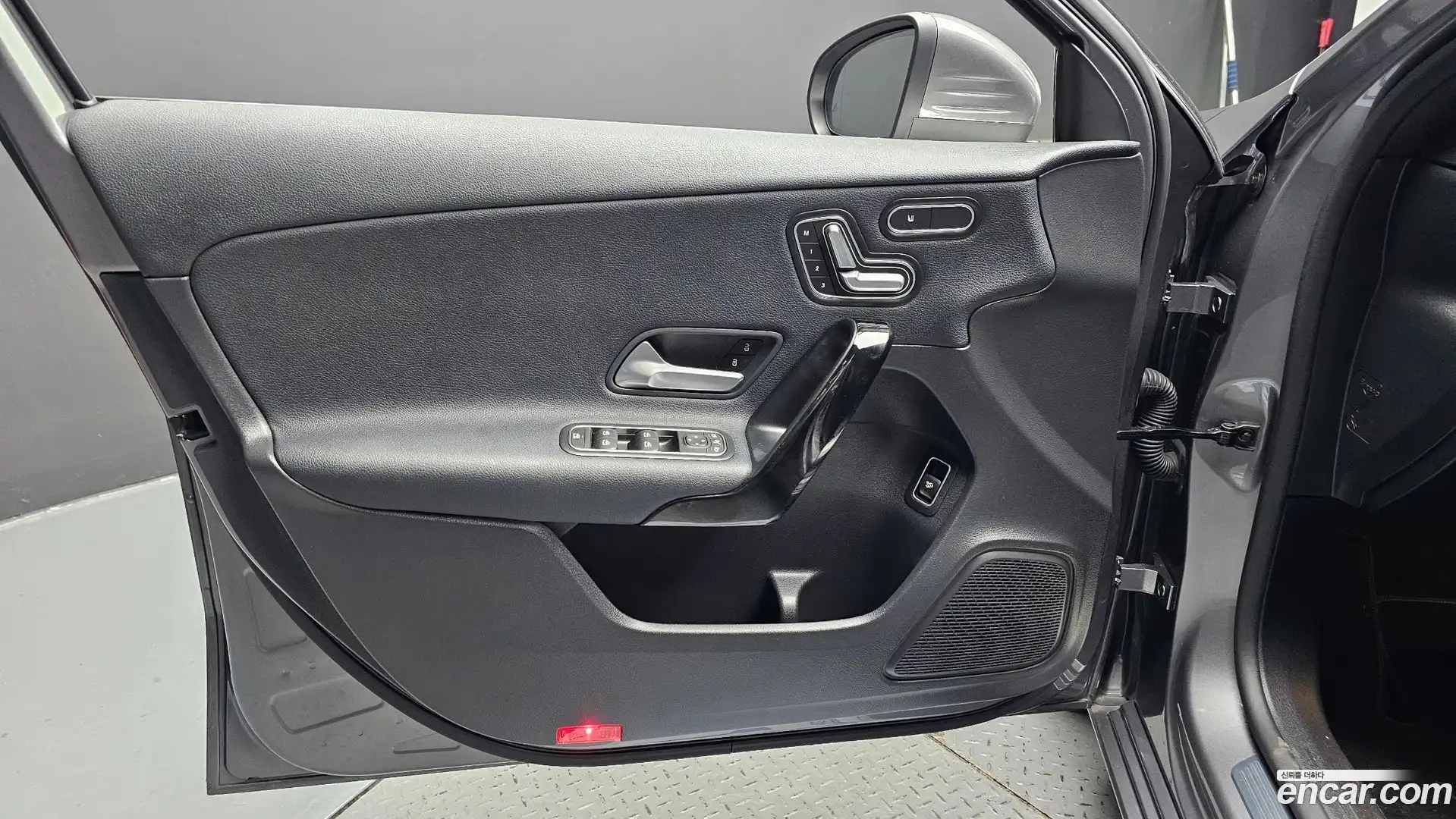 A-Class Mercedes-Benz 2020.8-INNER-034