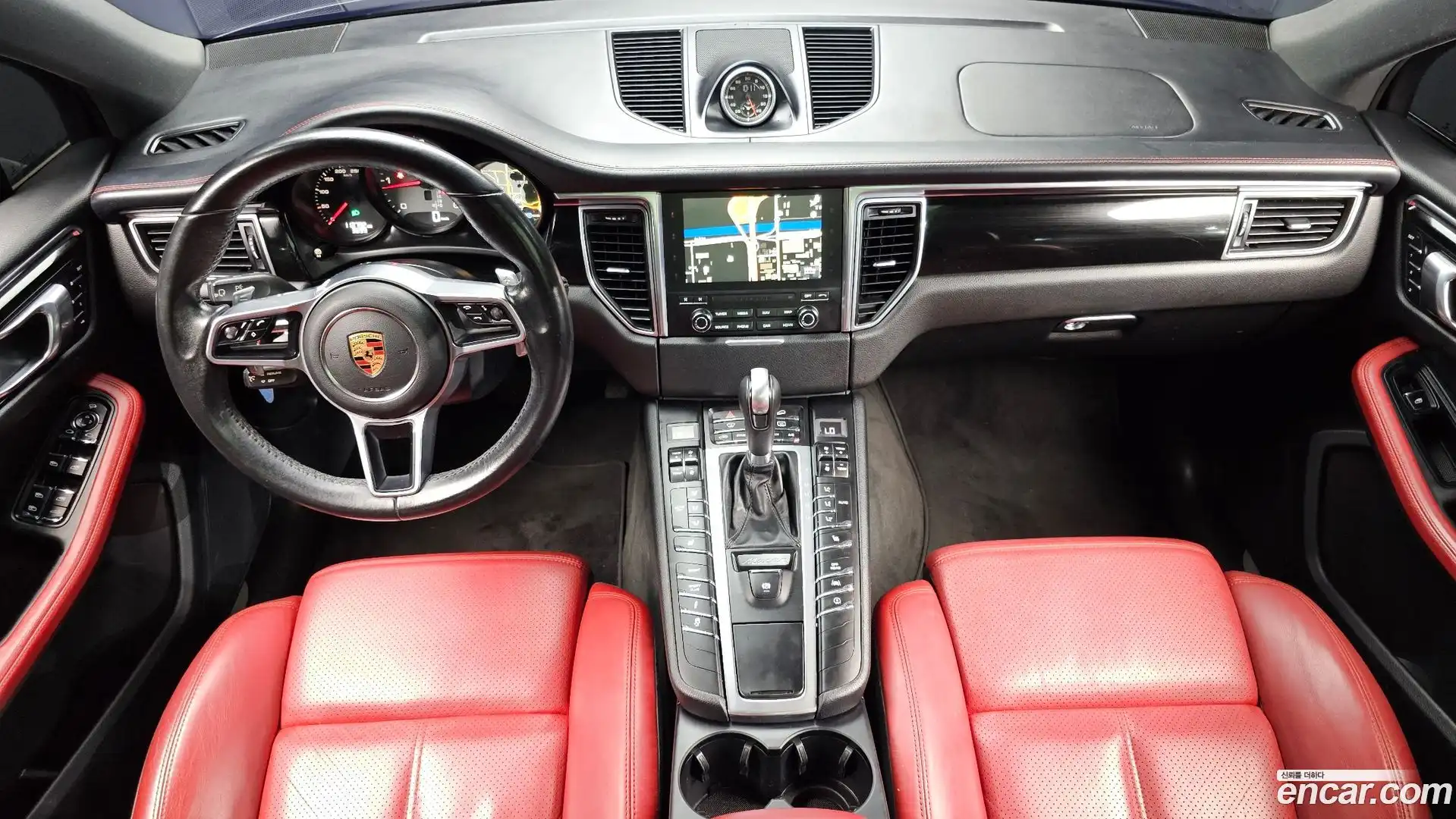 Macan Porsche 2016.6-INNER-007