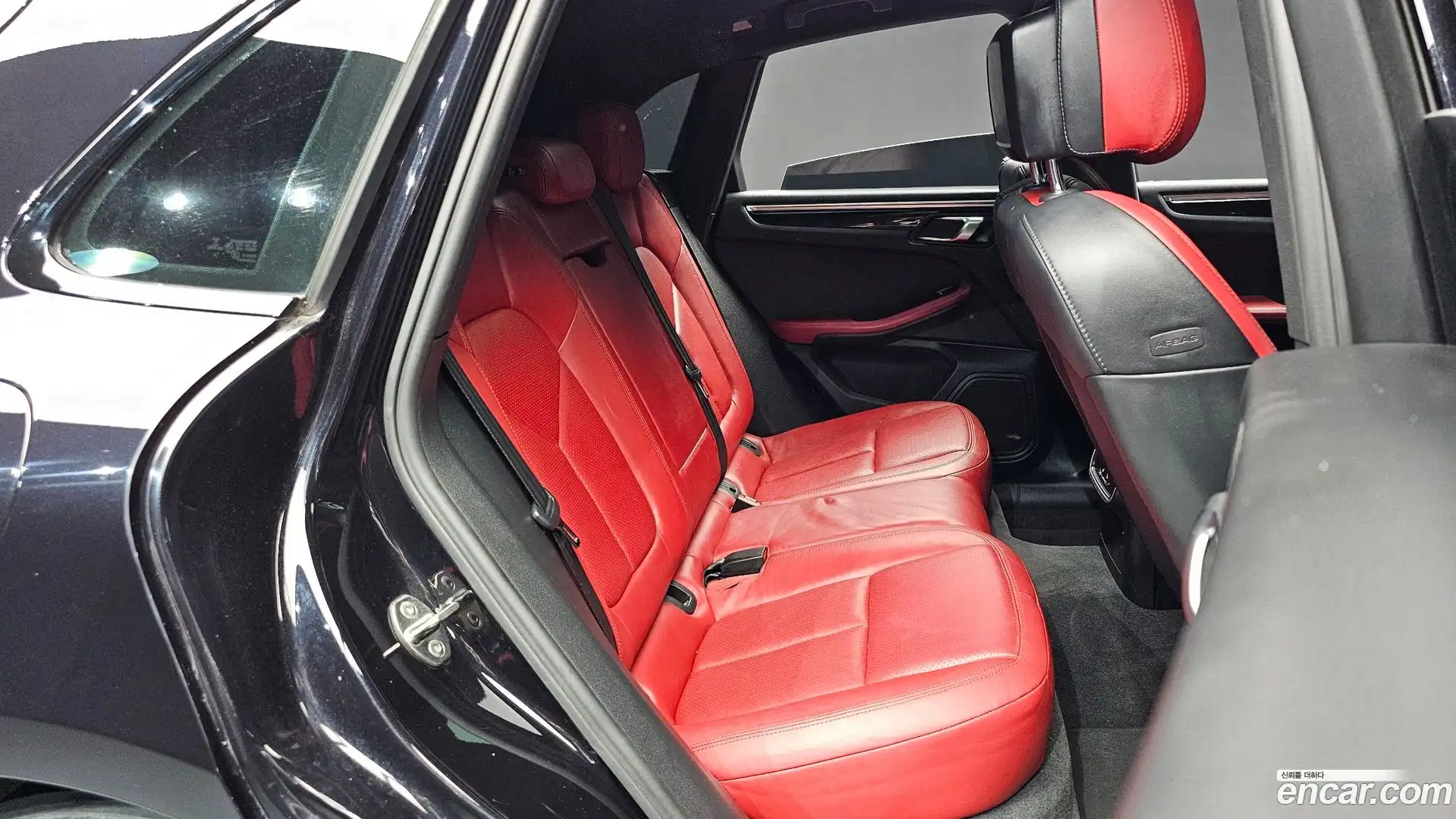 Macan Porsche 2016.6-OPTION-015