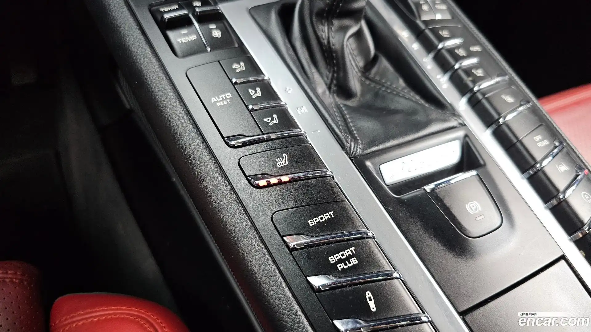 Macan Porsche 2016.6-OPTION-021