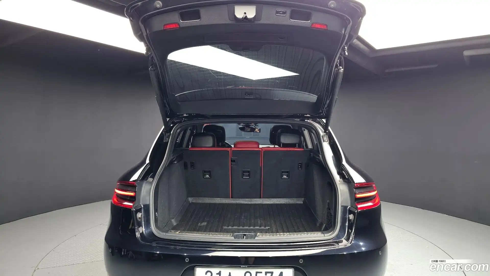 Macan Porsche 2016.6-OPTION-024