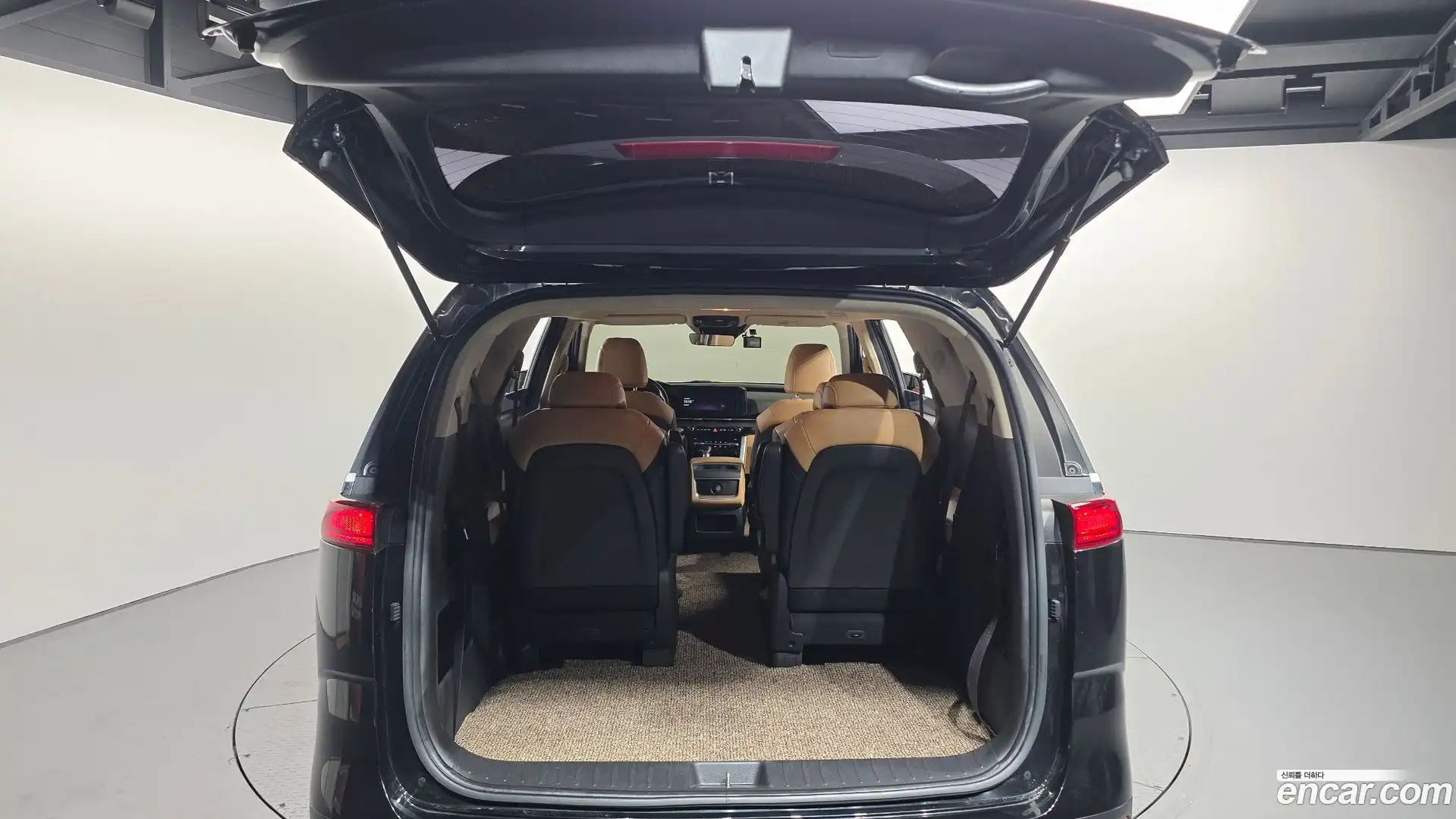 Canival Kia 2021.3-OPTION-024