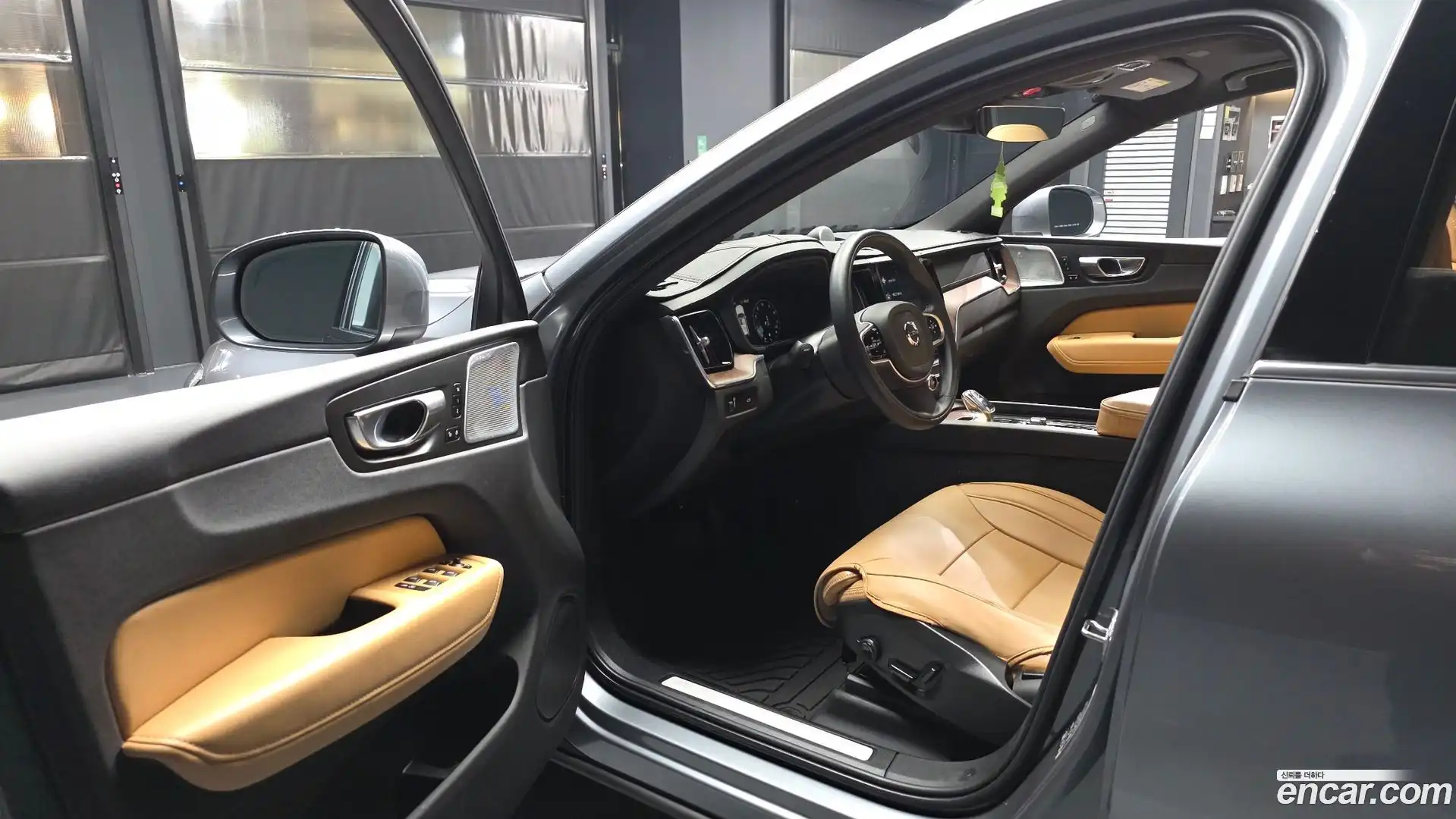 XC60 Volvo 2021.3-INNER-010