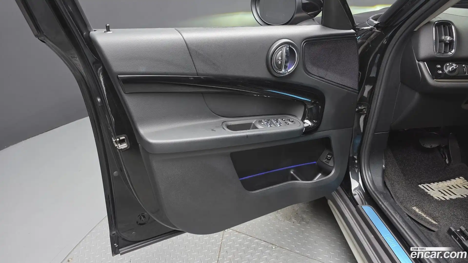 Countryman Mini 2023.7-INNER-034