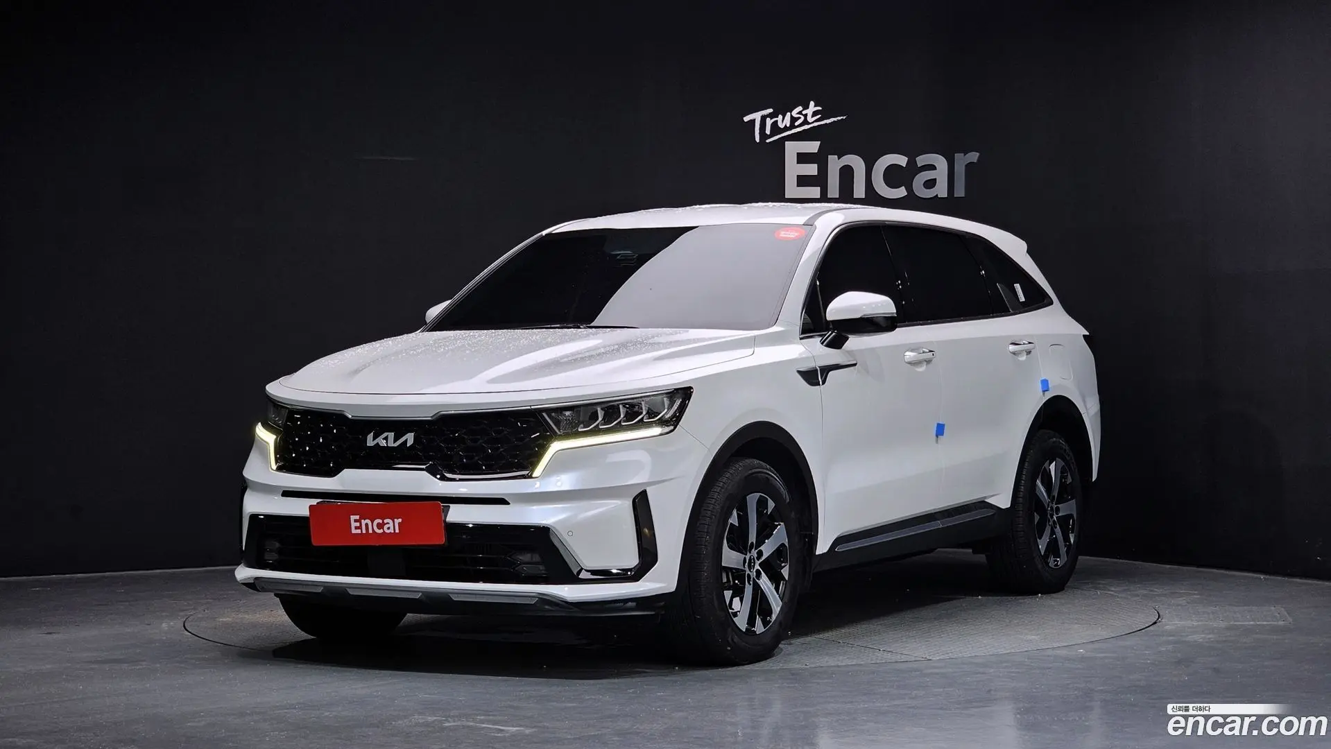 Main__Slider__Photo:Sorento Kia 2023.5-0