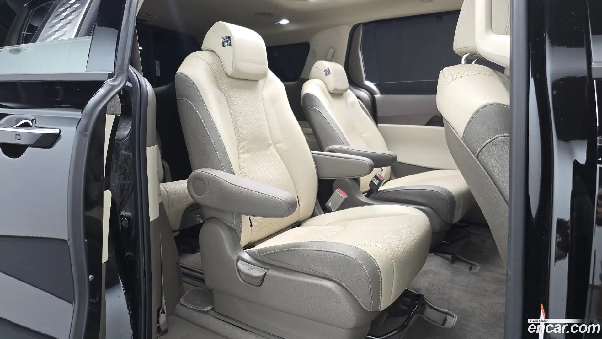 Canival Kia 2023.4-OPTION-016