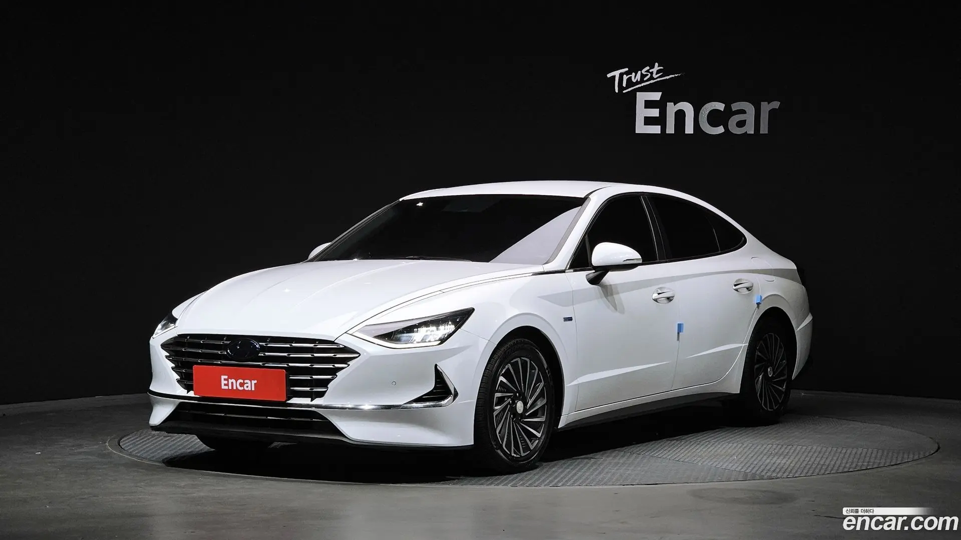 Main__Slider__Photo:Sonata Hyundai 2019.9-0
