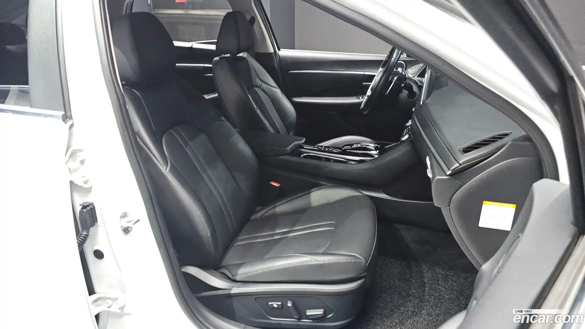 Sonata Hyundai 2019.9-OPTION-016