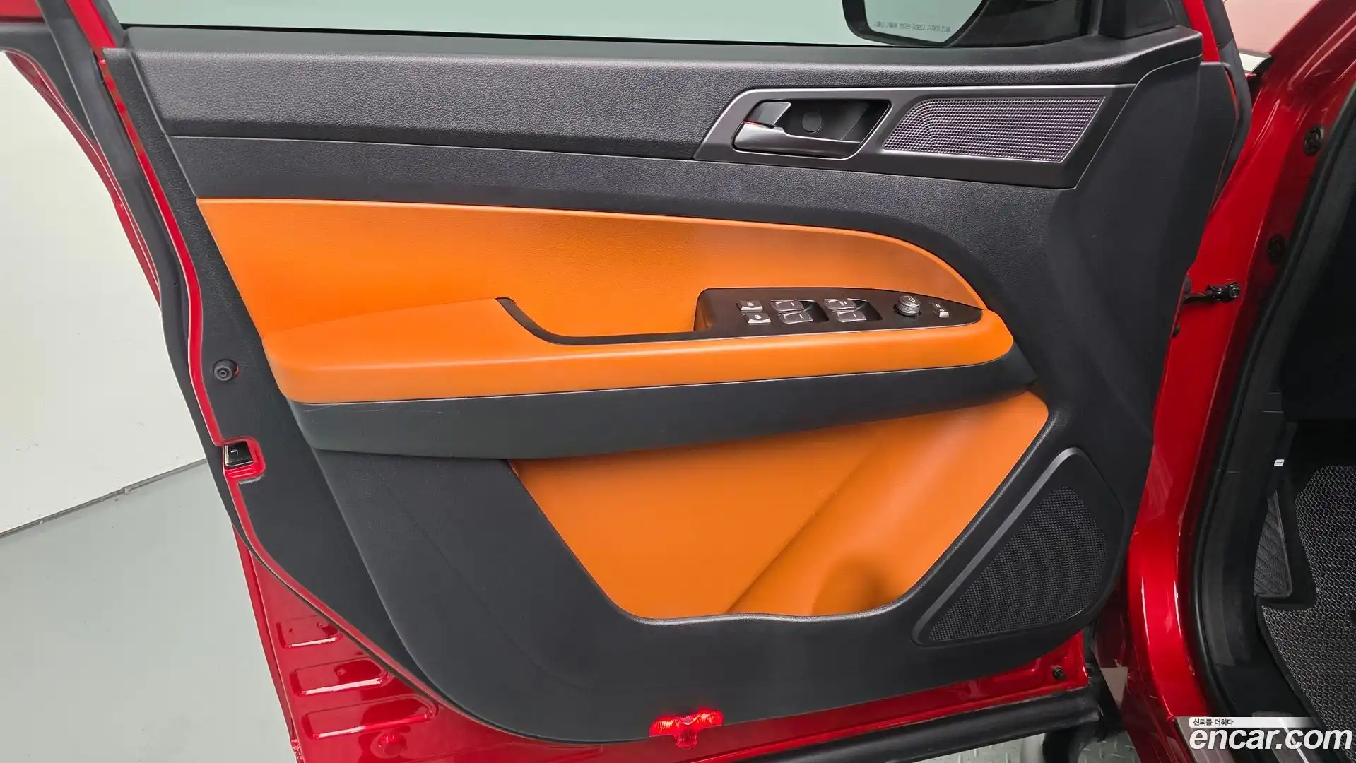 Rexton KG Mobility 2022.11-INNER-034