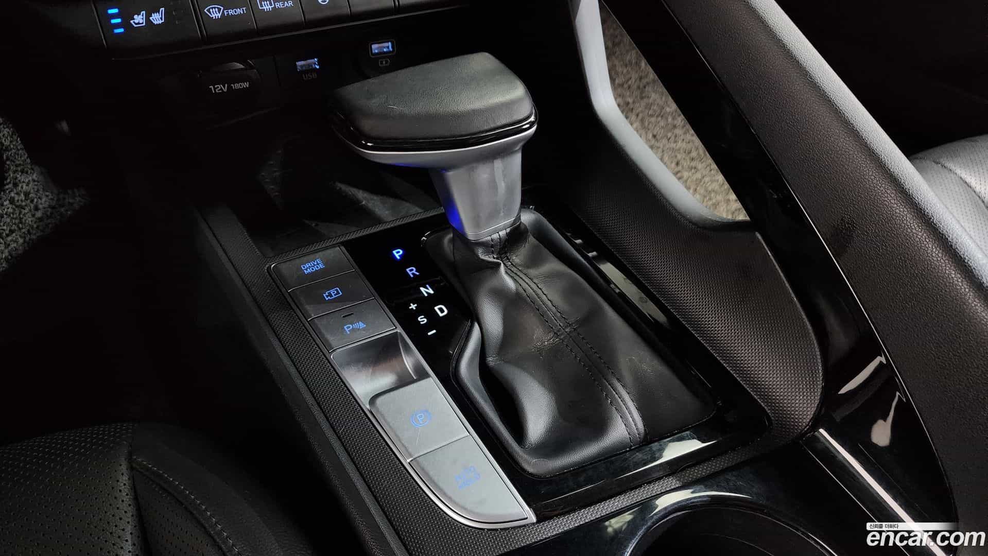 AVANTE Hyundai 2020.6-INNER-009