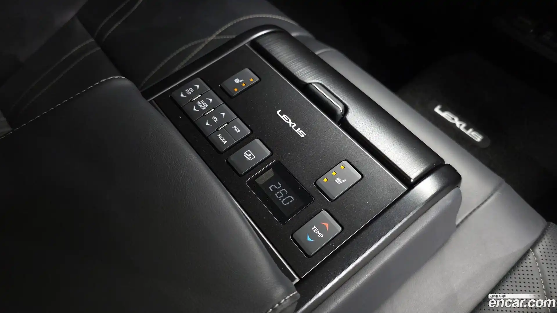 ES Lexus 2018.9-OPTION-023