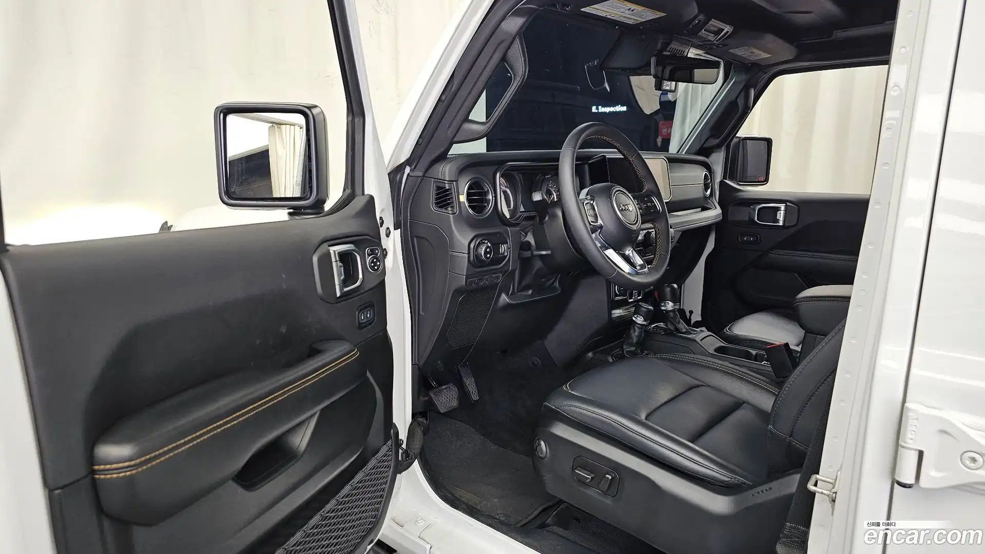 Wrangler Jeep 2024.0-INNER-010